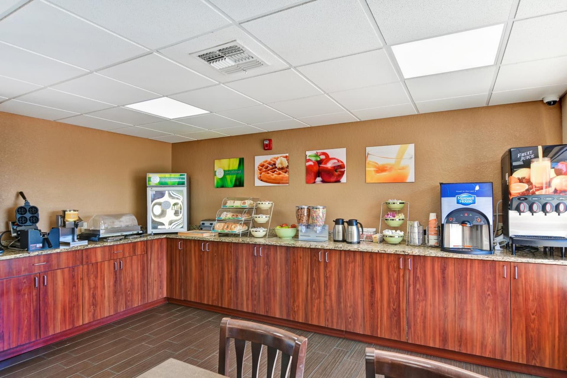 Quality Inn & Suites Heritage Park gallery photo in Kissimmee, FL — image 13