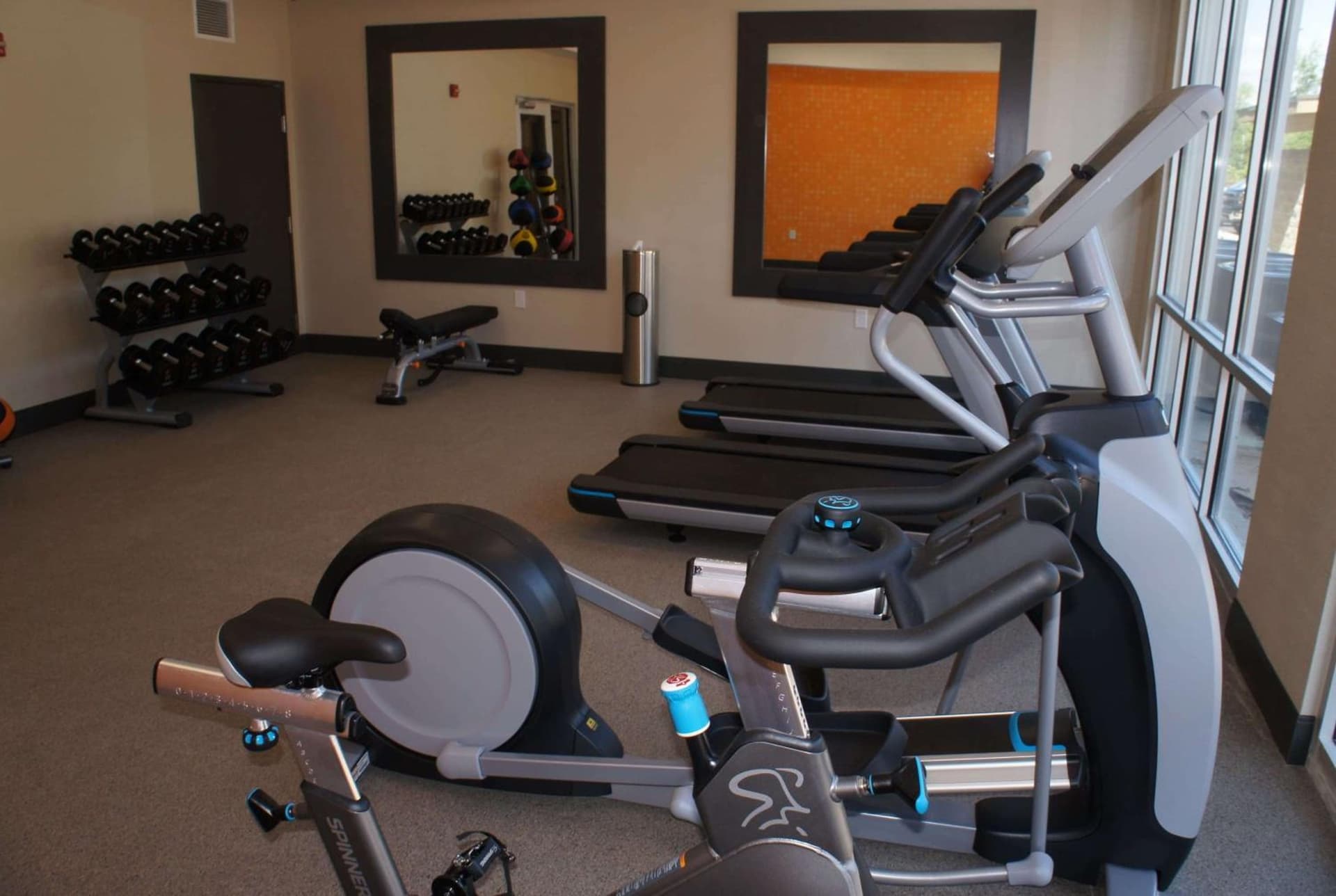 La Quinta Inn and Suites by Wyndham Bloomington gallery photo in Bloomington, IN — image 54