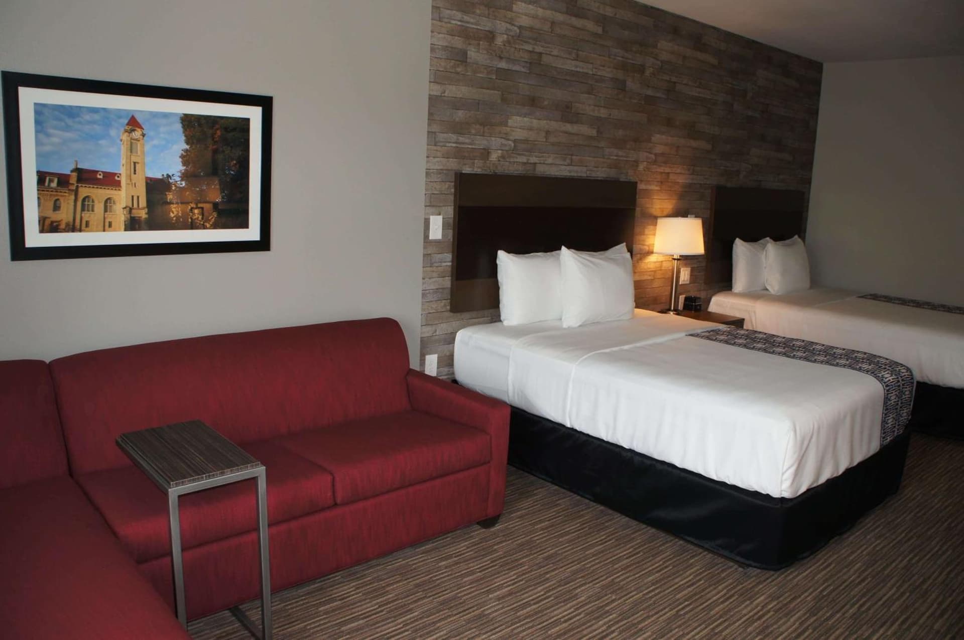 La Quinta Inn and Suites by Wyndham Bloomington interior in Bloomington, IN — gallery photo 2