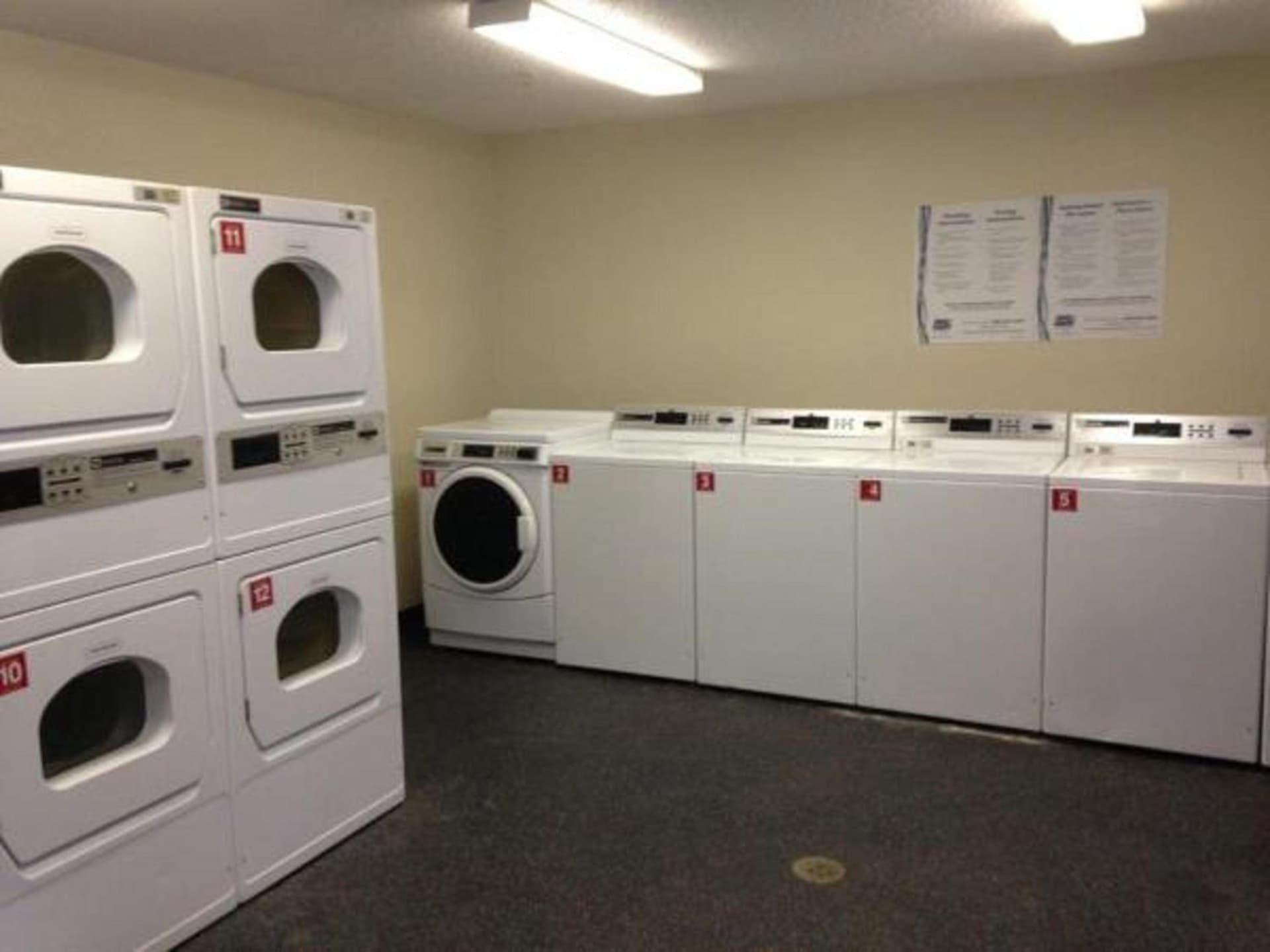 InTown Suites Extended Stay Houston TX - West interior in Houston, TX — gallery photo 2