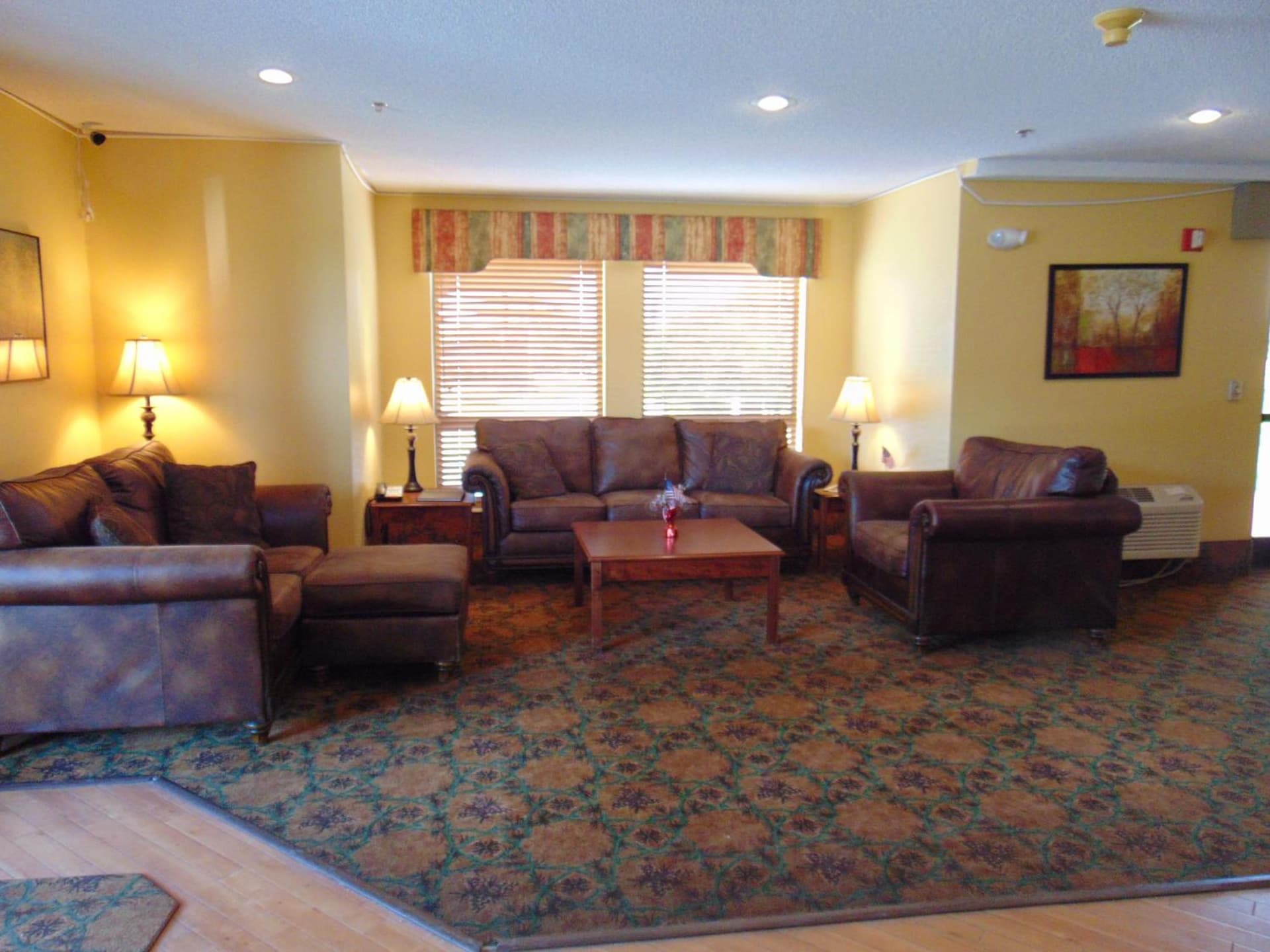 Horse Creek Inn property views in McCook, NE — gallery photo 3