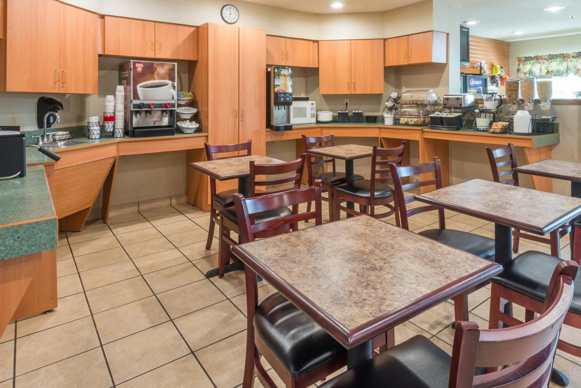 Microtel Inn & Suites by Wyndham Uncasville Casino Area gallery photo in Uncasville, CT — image 9