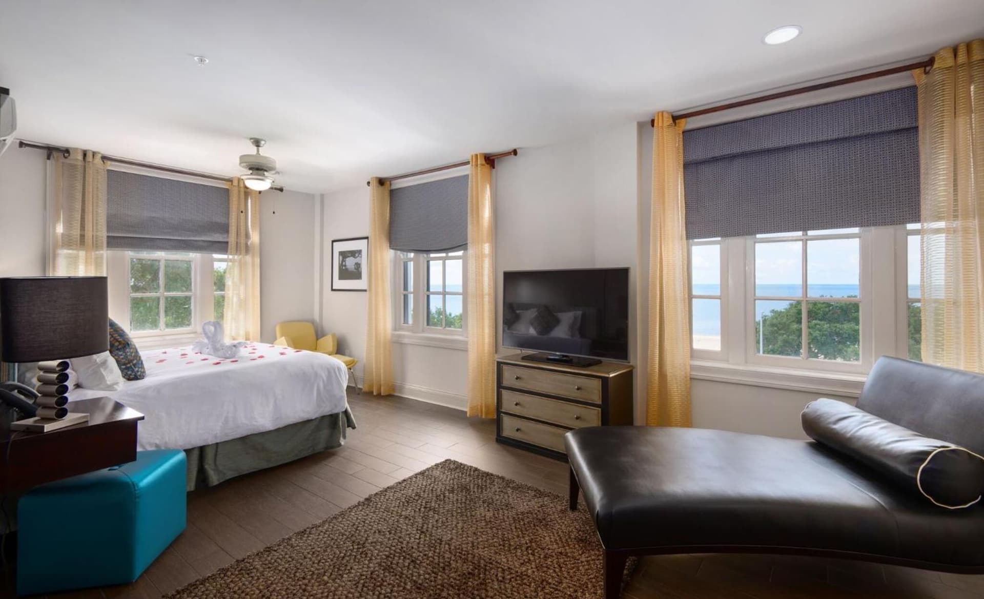 White House Hotel gallery photo in Biloxi, MS — image 29