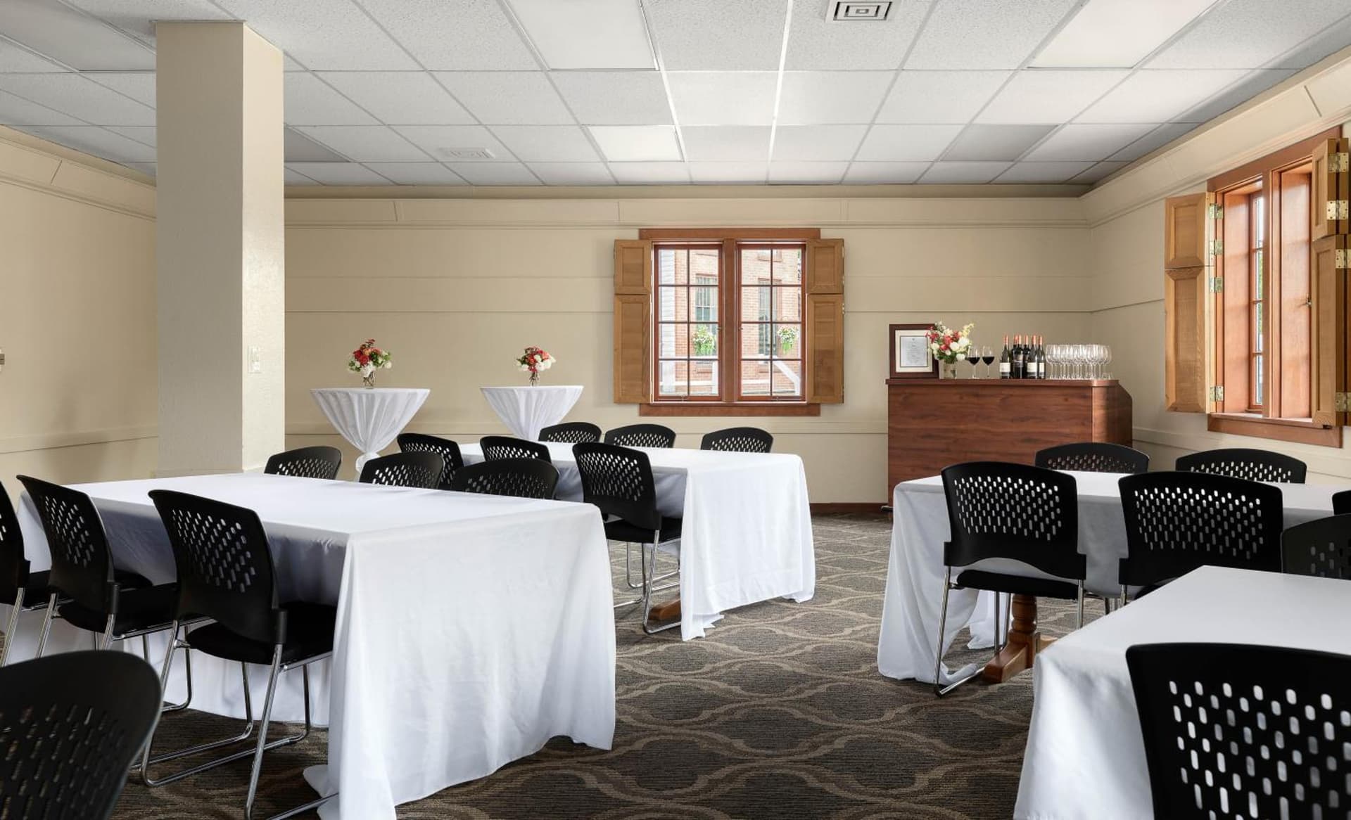 The La Conner Inn gallery photo in La Conner, WA — image 7
