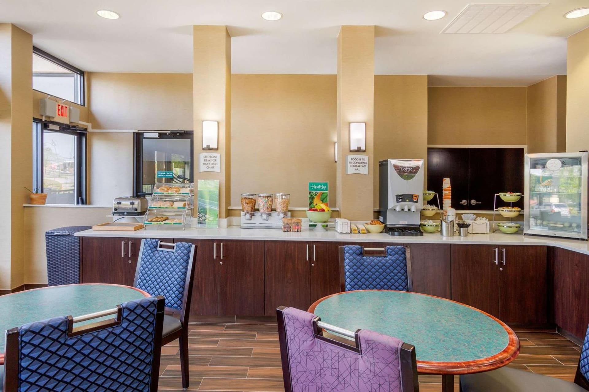 Quality Inn & Suites Olde Town gallery photo in Portsmouth, VA — image 9