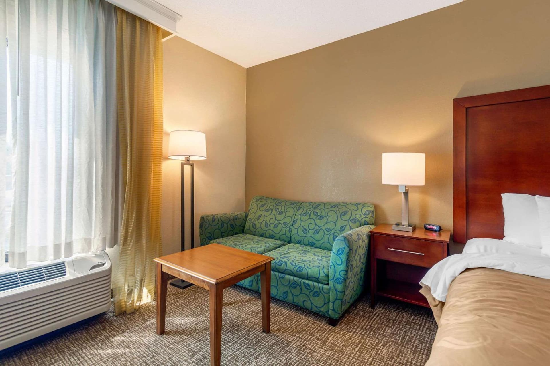 Quality Inn & Suites Olde Town gallery photo in Portsmouth, VA — image 8