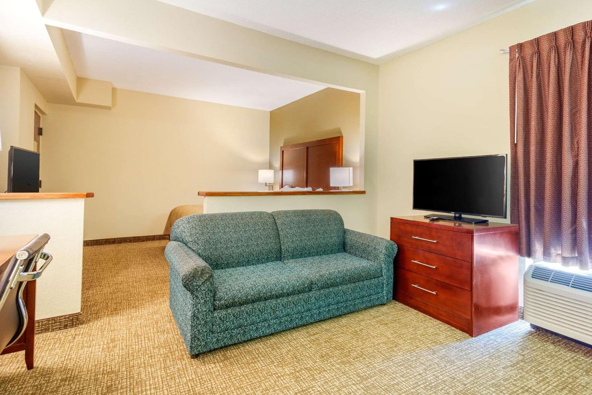 Quality Inn & Suites Olde Town gallery photo in Portsmouth, VA — image 30