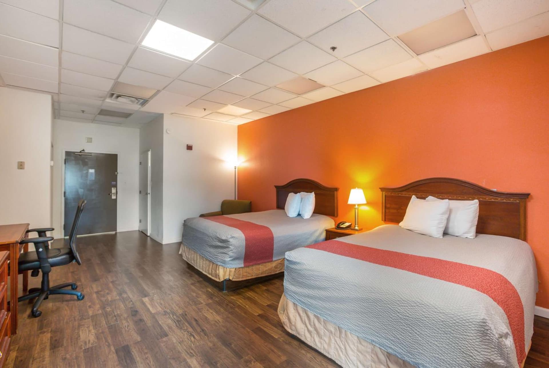 Budgetel Inns & Suites - Atlanta Galleria Stadium interior in Atlanta, GA — gallery photo 2