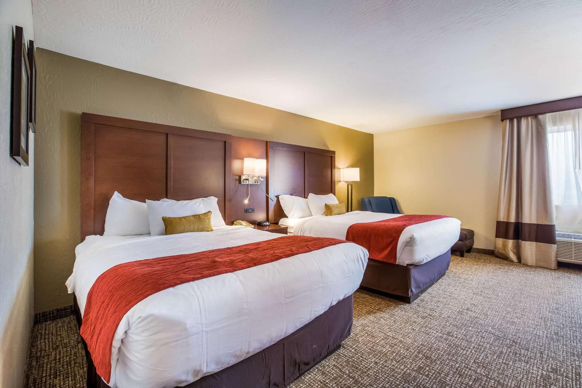 Comfort Inn & Suites Fairborn near Wright Patterson AFB gallery photo in Fairborn, OH — image 44