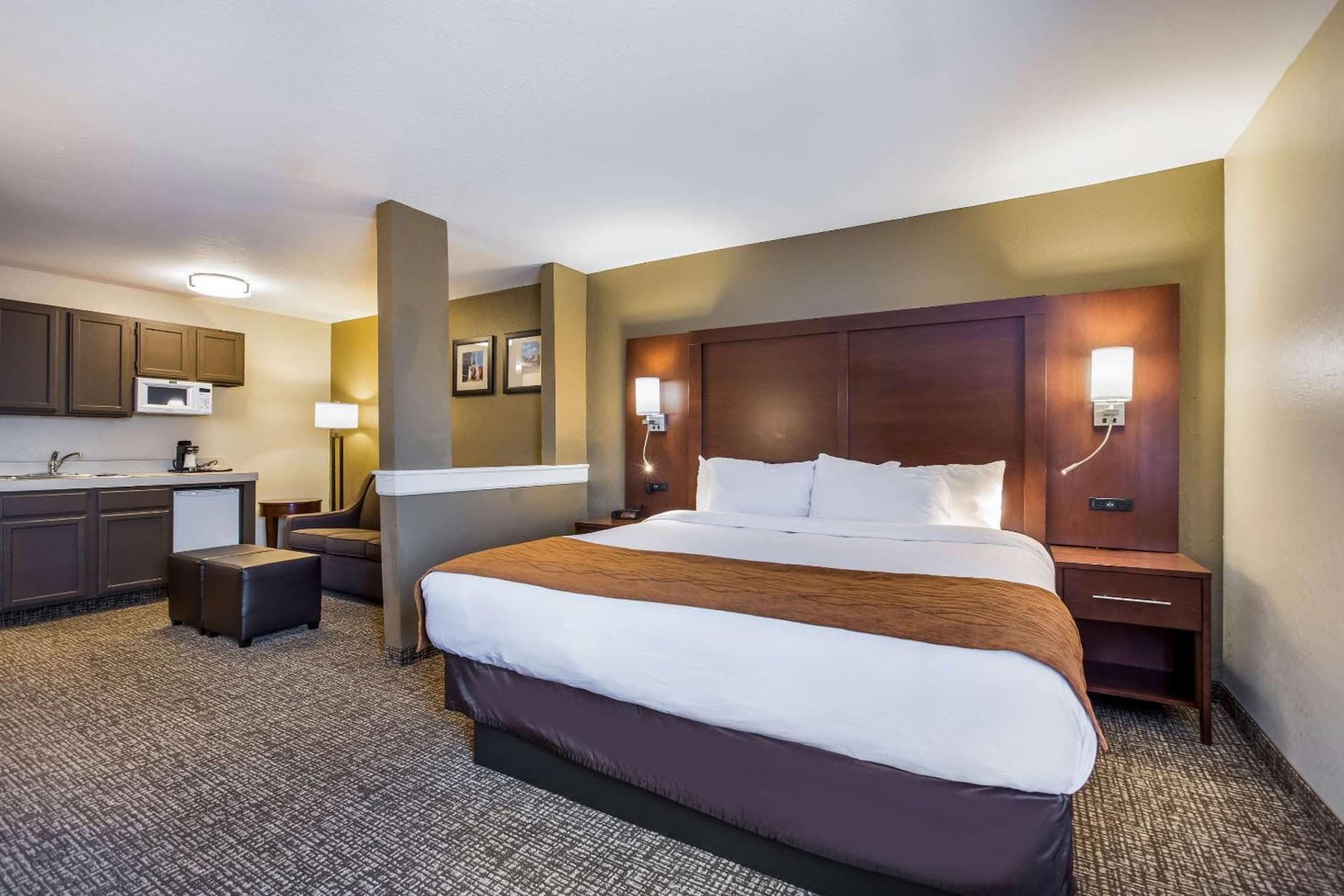 Comfort Inn & Suites Fairborn near Wright Patterson AFB gallery photo in Fairborn, OH — image 14