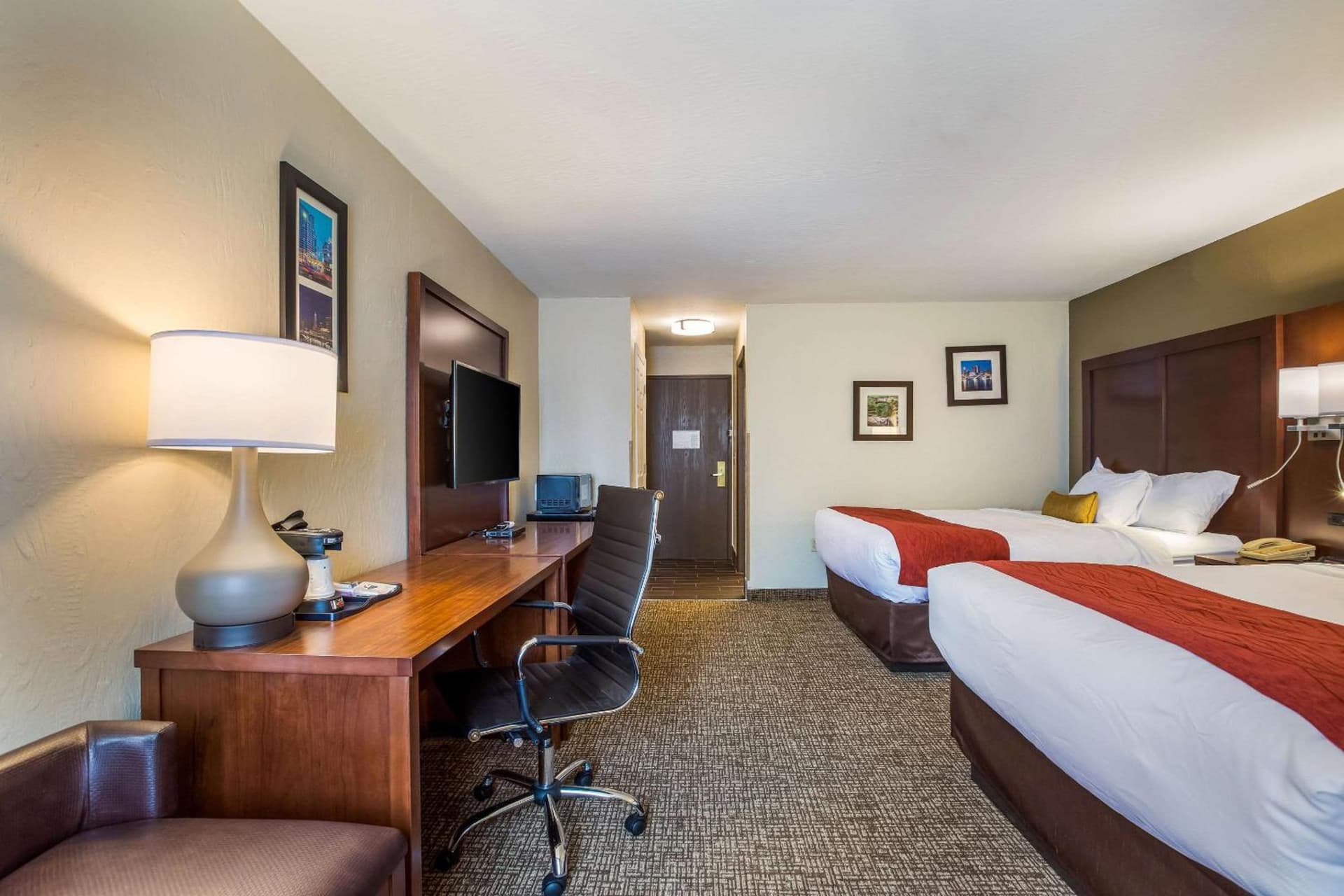 Comfort Inn & Suites Fairborn near Wright Patterson AFB gallery photo in Fairborn, OH — image 53