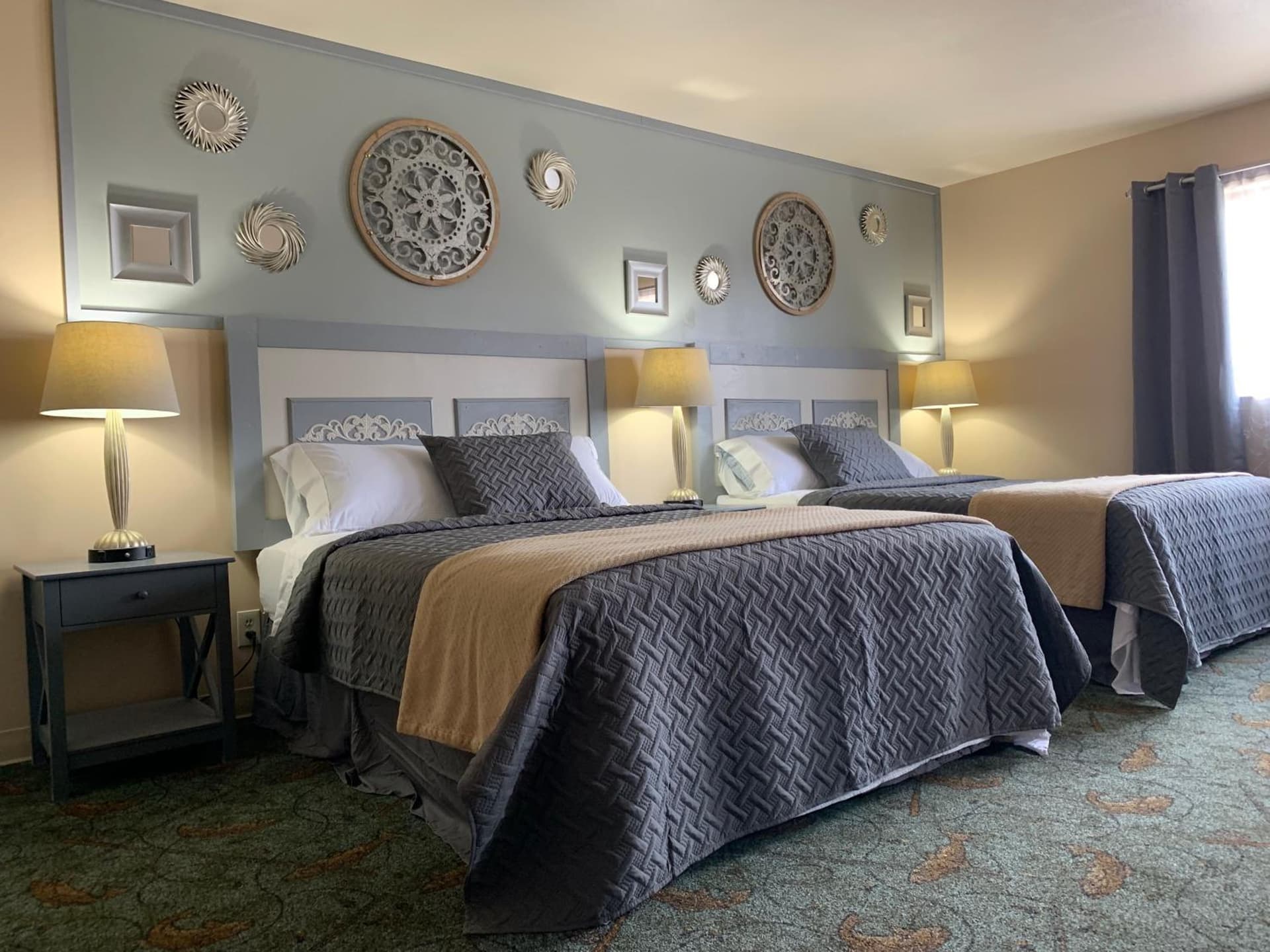 Alaska Angler's Inn featured exterior or lobby in Soldotna, AK — similar hotel