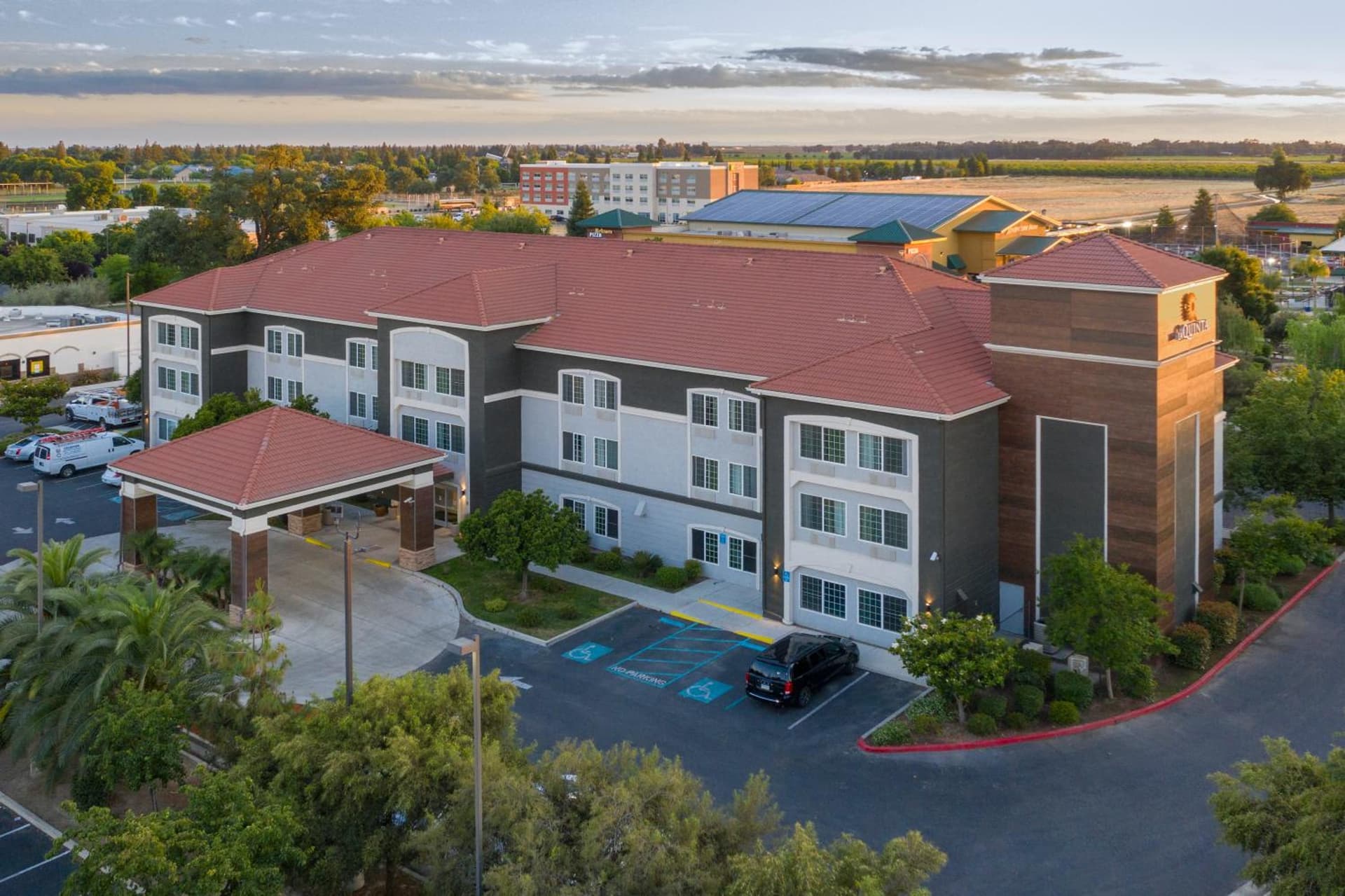 La Quinta by Wyndham Visalia/Sequoia Gateway property views in Visalia, CA — gallery photo 3