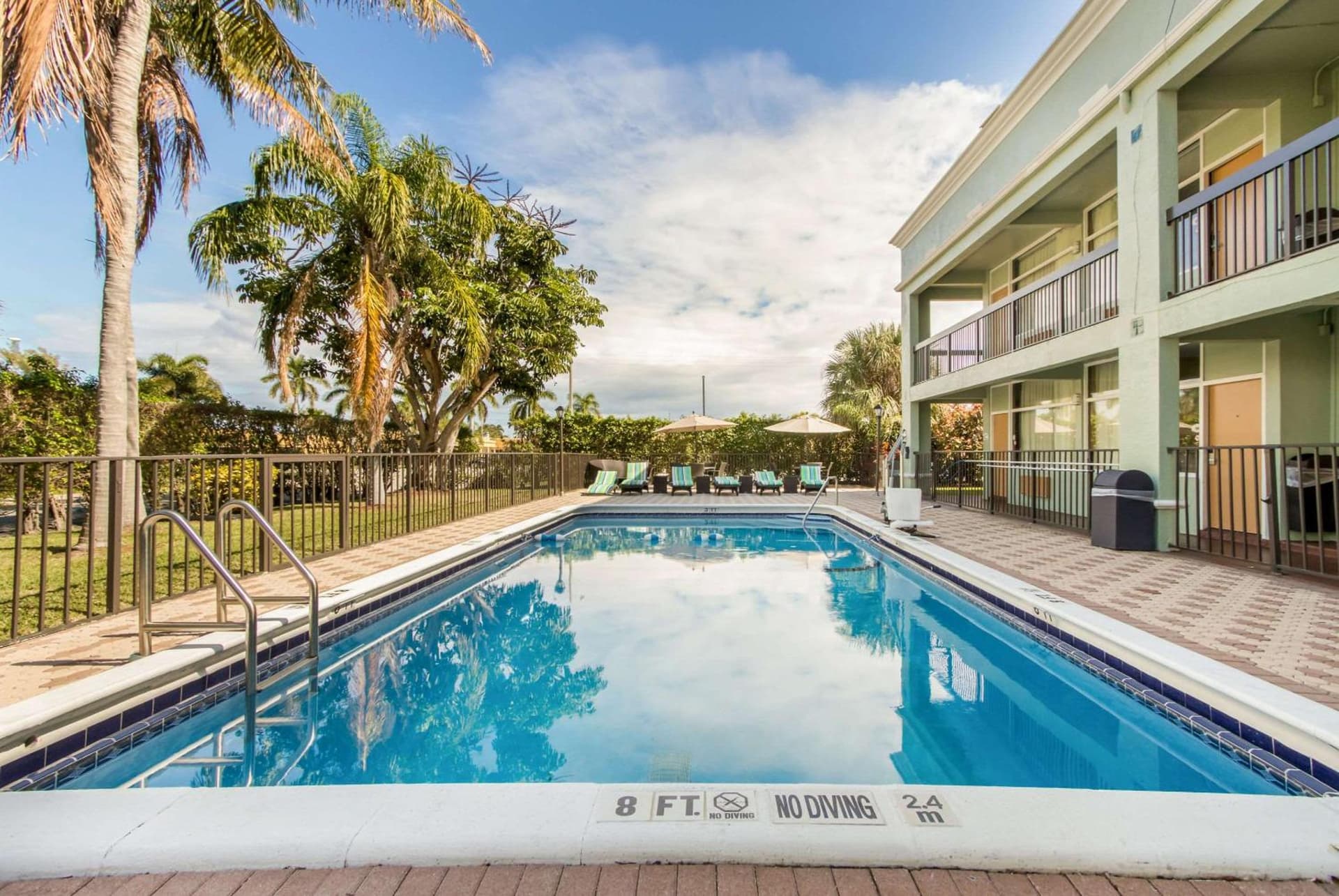 Quality Inn Boca Raton University Area property views in Boca Raton, FL — gallery photo 3