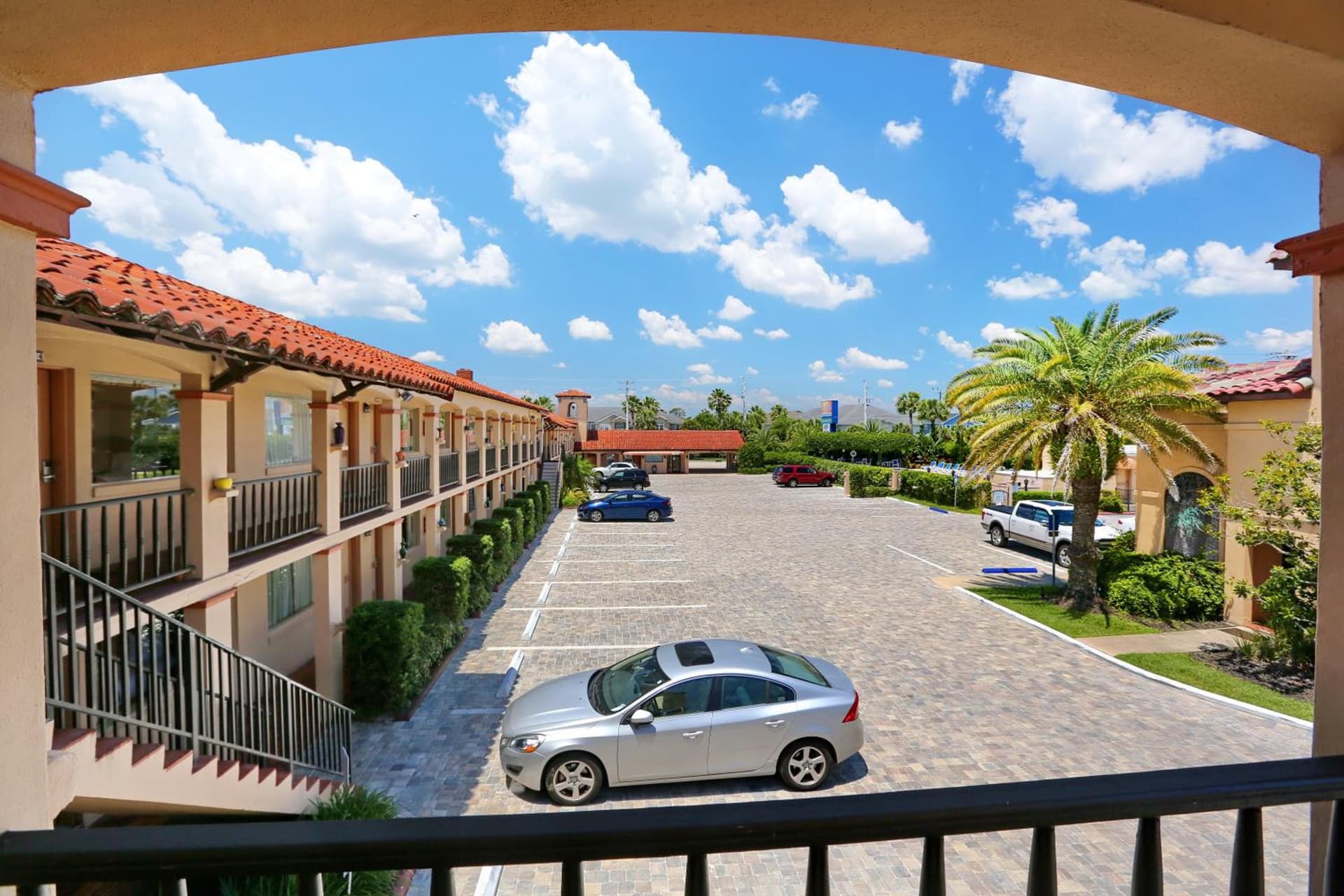 La Fiesta Ocean Inn & Suites interior in Saint Augustine Beach, FL — gallery photo 2