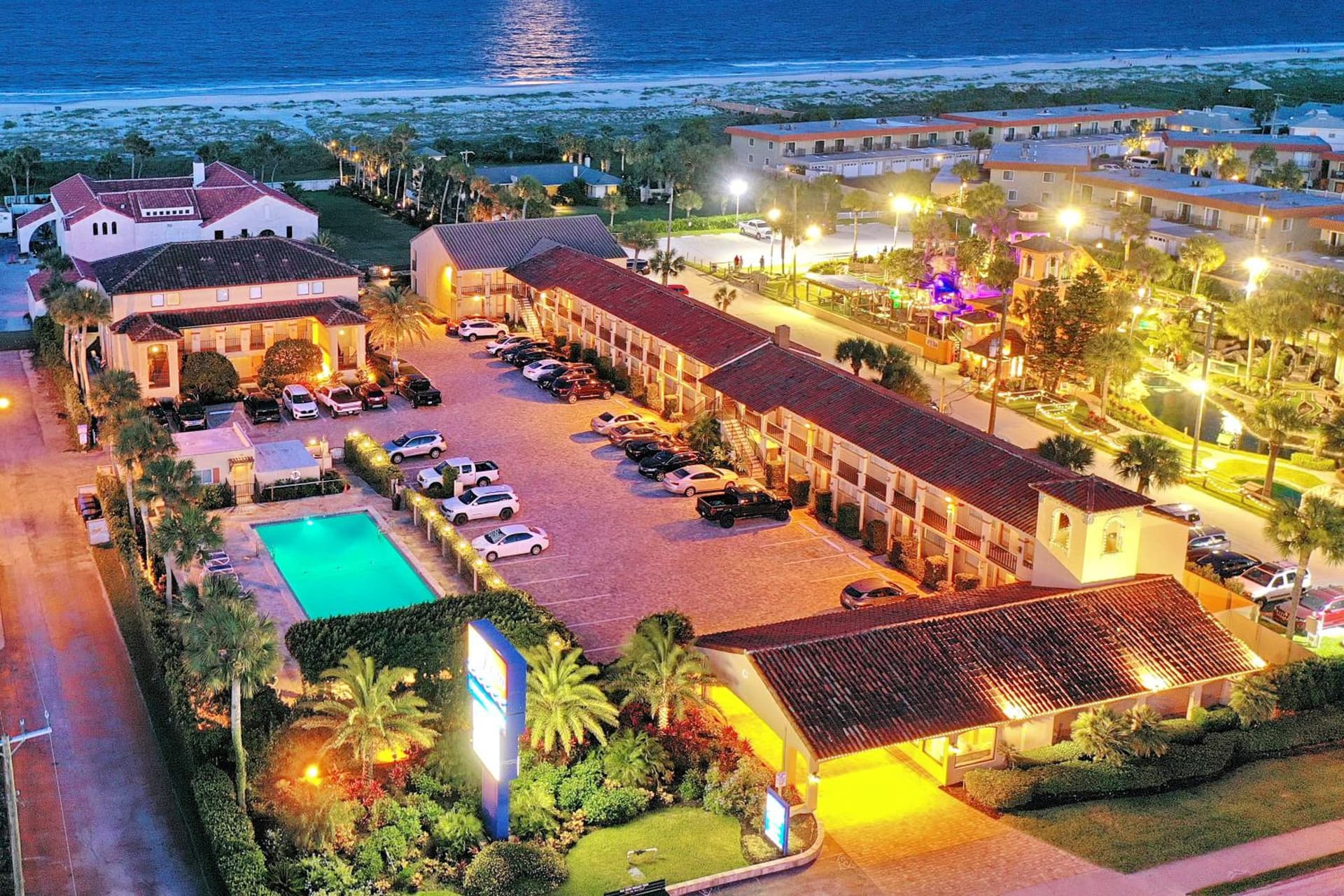 La Fiesta Ocean Inn & Suites gallery photo in Saint Augustine Beach, FL — image 53