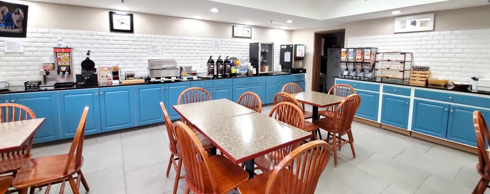 Country Inn & Suites by Radisson, Jonesborough-Johnson City West, TN gallery photo in Jonesborough, TN — image 34