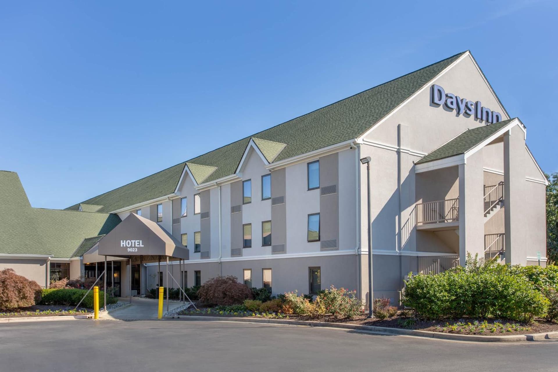 Days Inn by Wyndham Lanham Washington DC property views in Lanham, MD — gallery photo 3