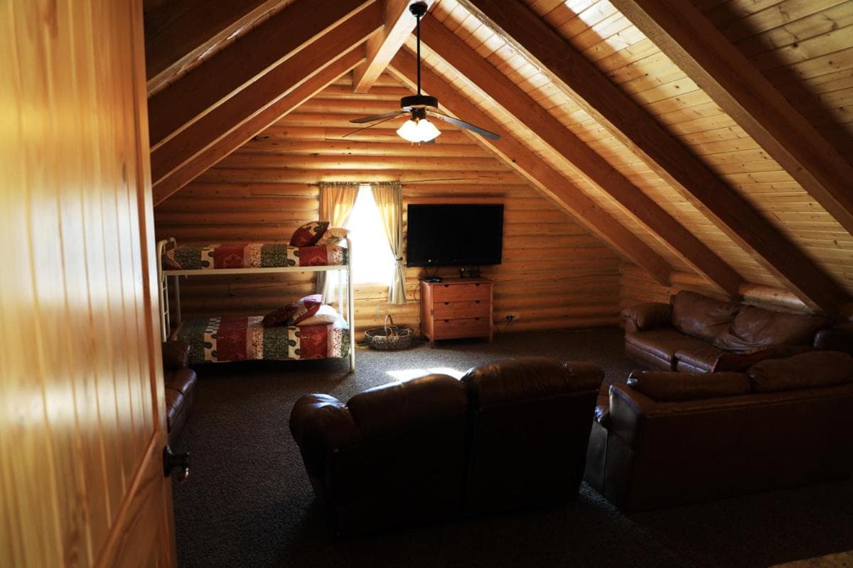 Zion Ponderosa Ranch Resort gallery photo in Orderville, UT — image 143