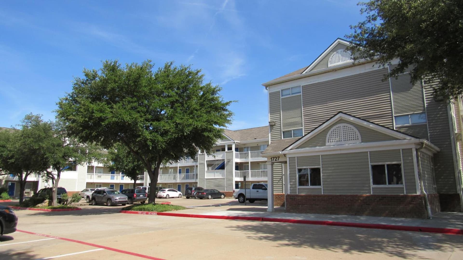 InTown Suites Extended Stay Arlington TX – South featured exterior or lobby in Arlington, TX — similar hotel