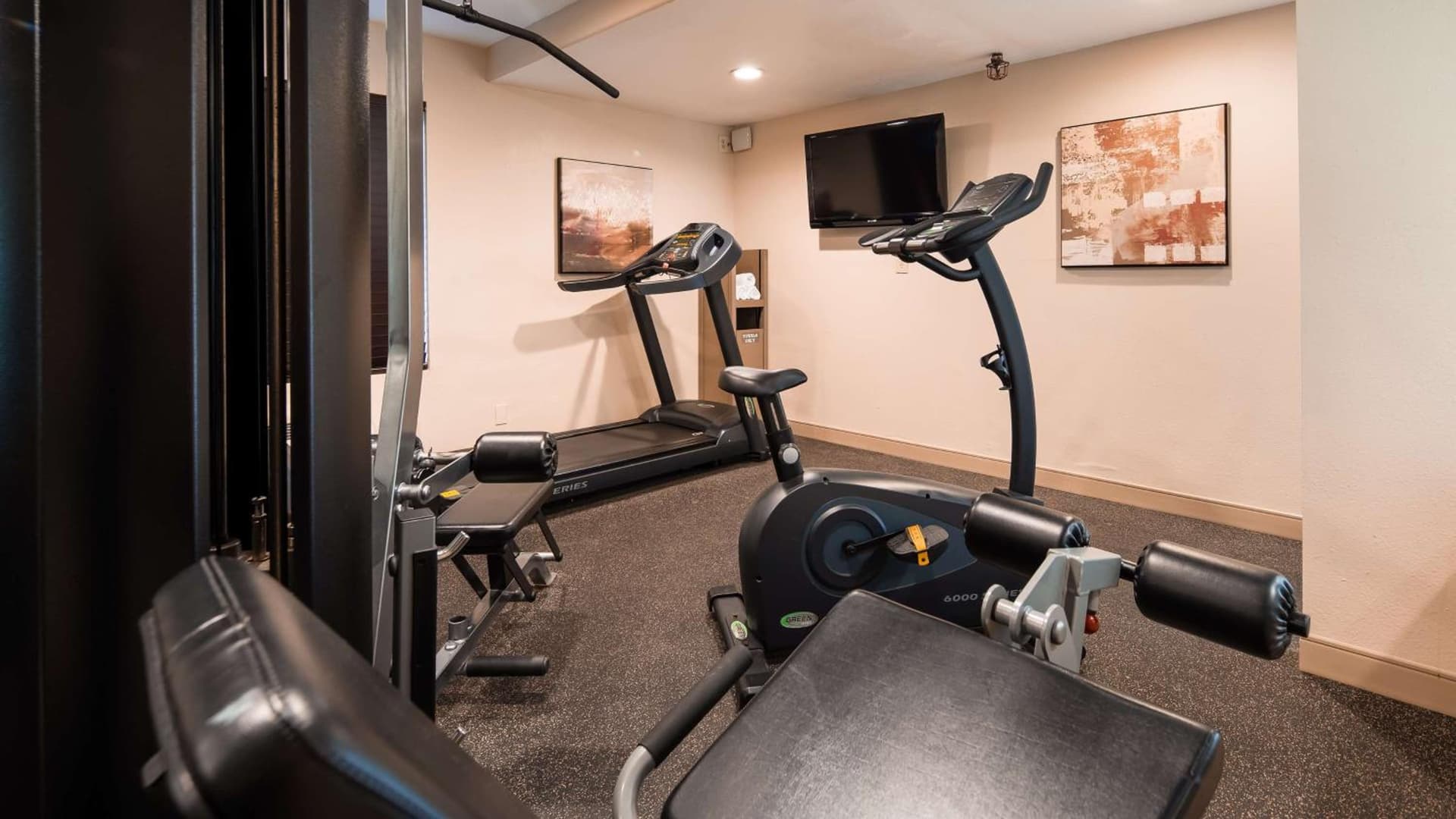 Best Western Plus Newport Mesa Inn gallery photo in Costa Mesa, CA — image 22