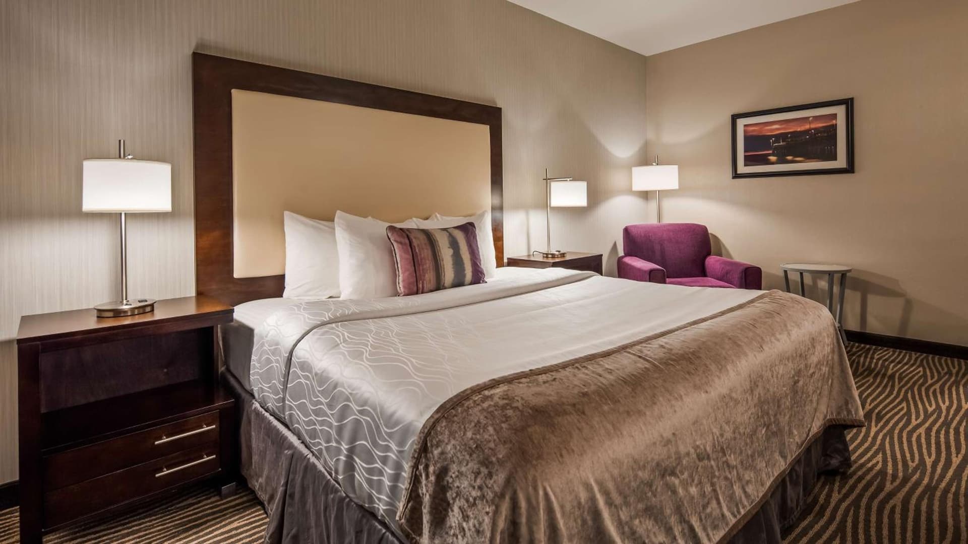 Best Western Plus Hotel at the Convention Center interior in Long Beach, CA — gallery photo 2