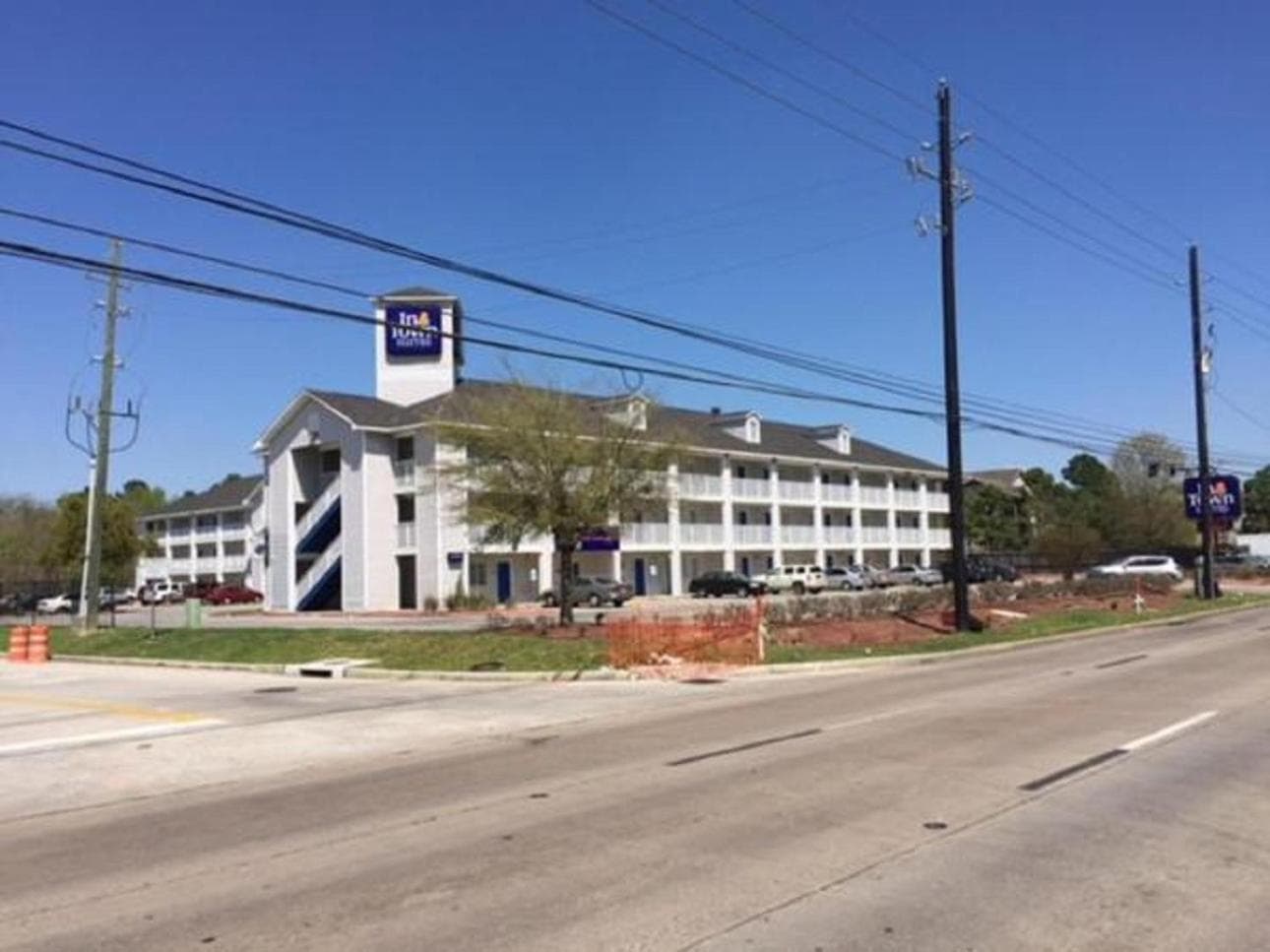 InTown Suites Extended Stay Houston TX - Stuebner Airline Rd featured exterior or lobby in Houston, TX — similar hotel