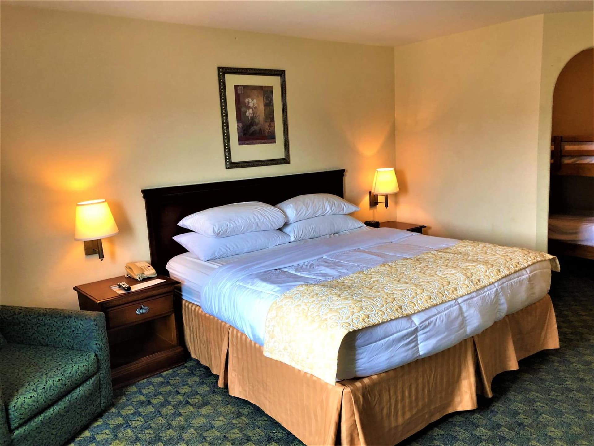 The Branson Waterpark Hotel interior in Branson, MO — gallery photo 2