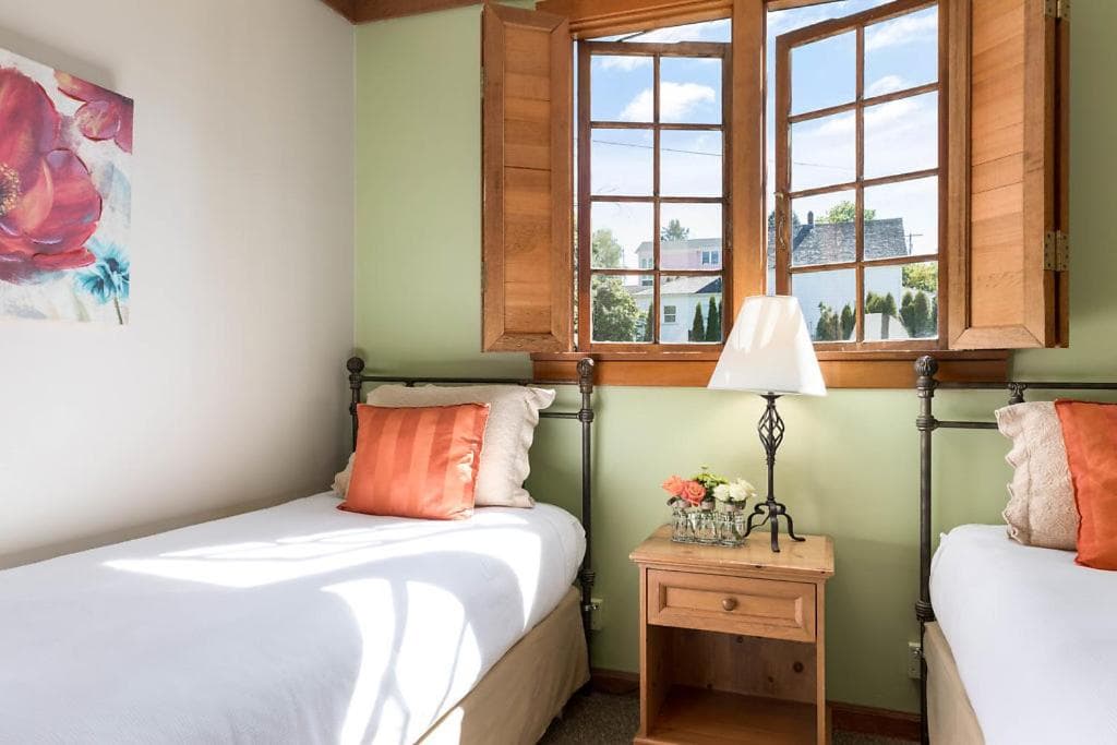 The La Conner Inn gallery photo in La Conner, WA — image 16