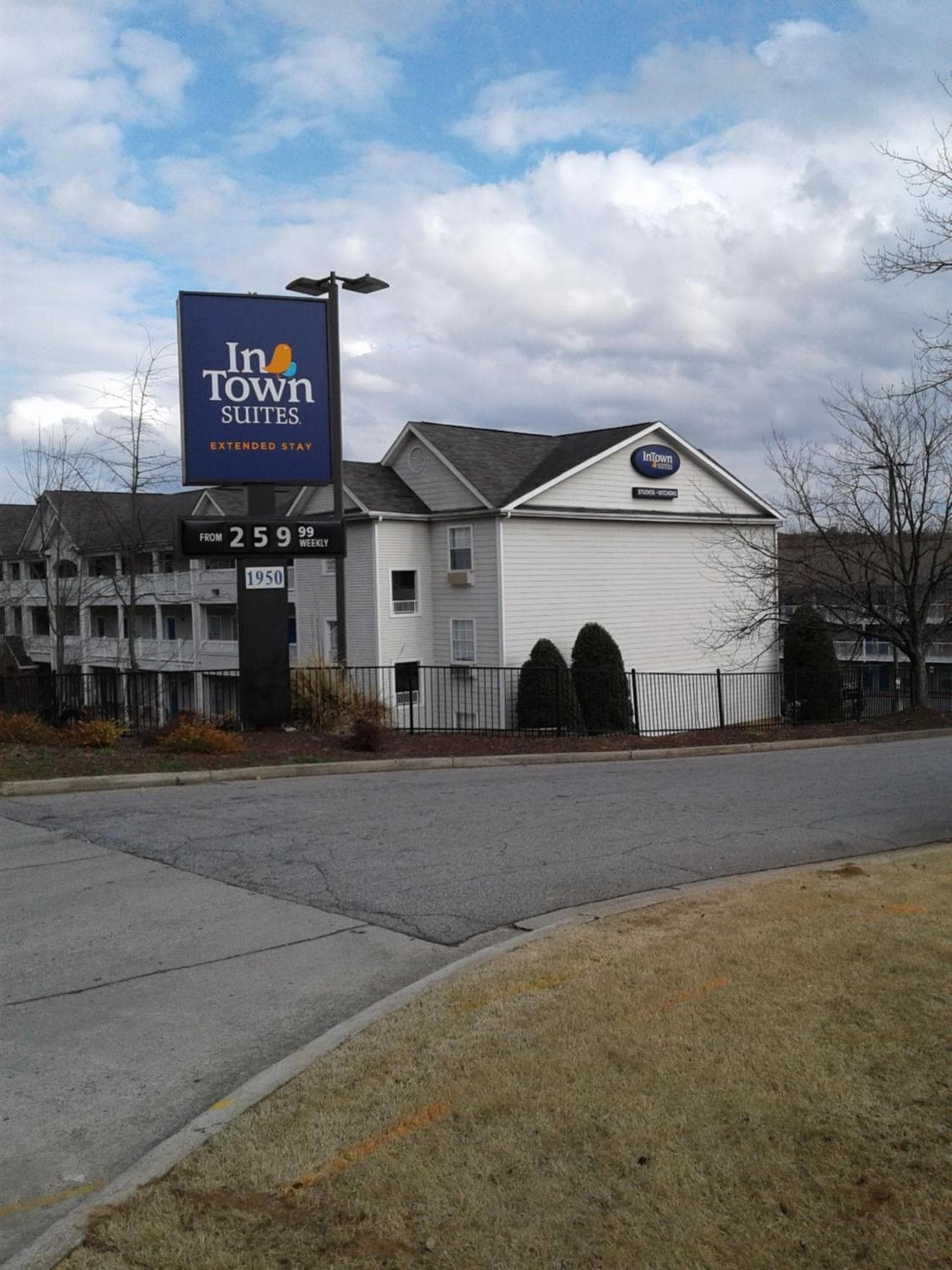 InTown Suites Extended Stay Atlanta GA - Willow Trail featured exterior or lobby in Norcross, GA — similar hotel