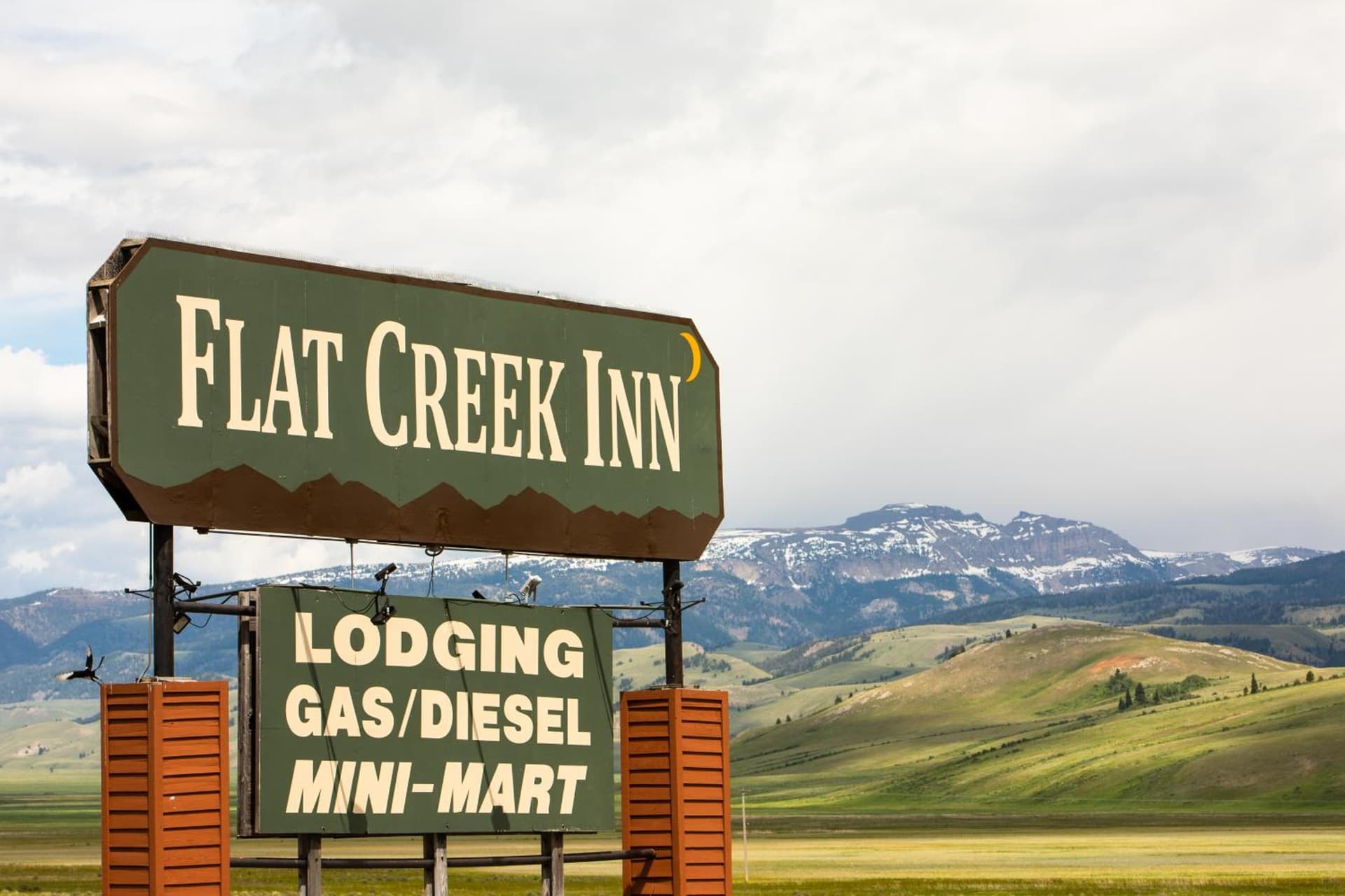 Flat Creek Inn interior in Jackson, WY — gallery photo 2
