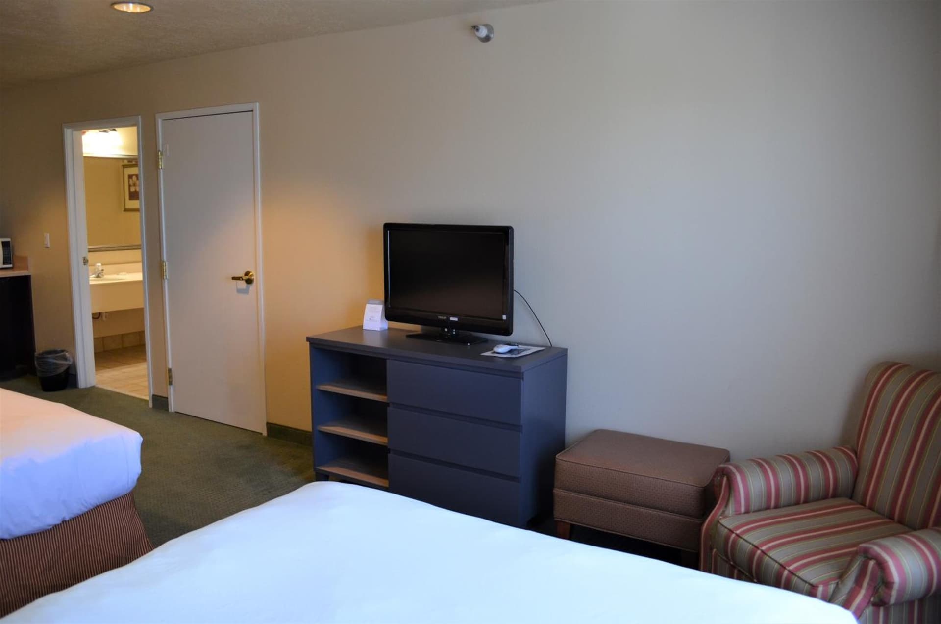 Country Inn & Suites by Radisson, West Valley City, UT gallery photo in West Valley City, UT — image 28