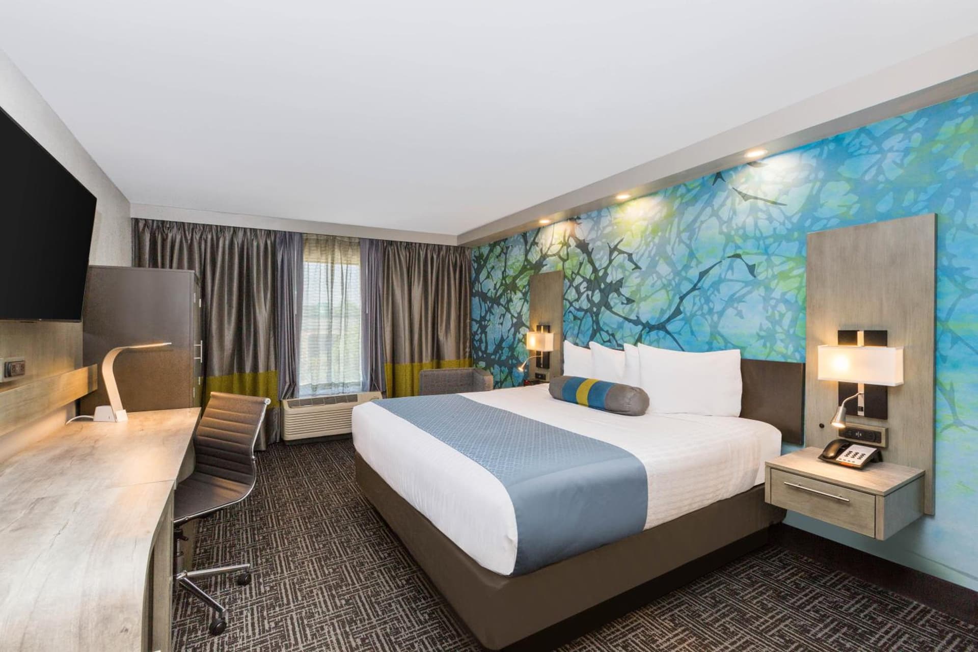 Wingate by Wyndham Goodlettsville interior in Goodlettsville, TN — gallery photo 2