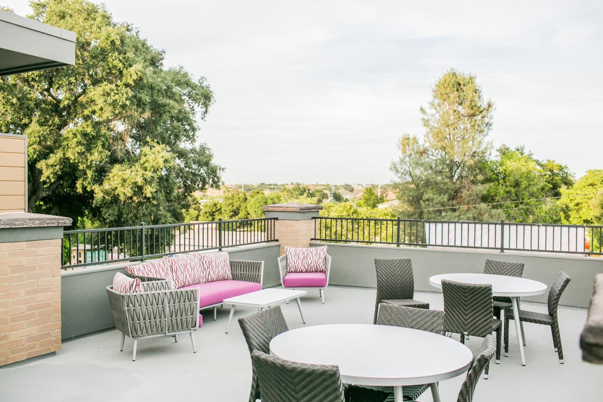 Hotel Siri Downtown - Paso Robles gallery photo in Paso Robles, CA — image 11