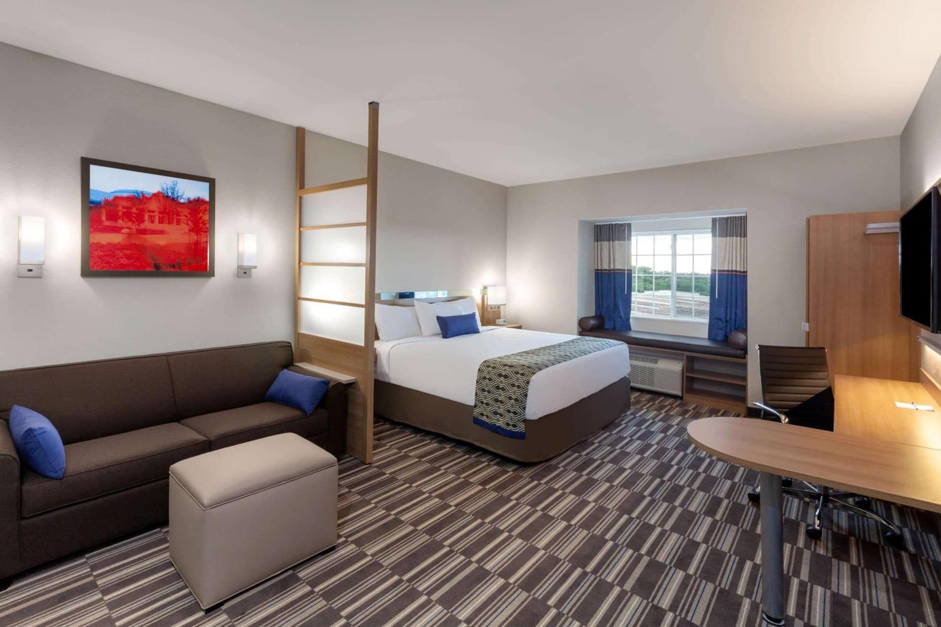 Microtel Inn & Suites by Wyndham College Station gallery photo in College Station, TX — image 23