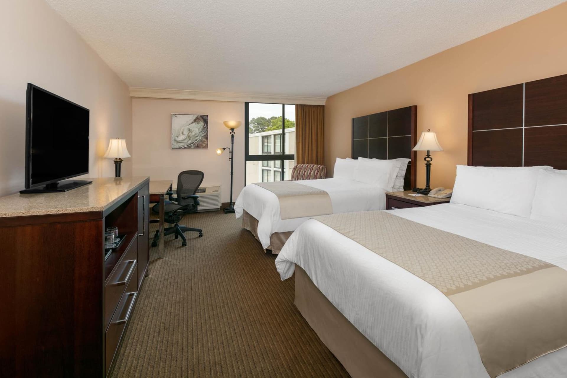 Wyndham Riverfront Hotel gallery photo in Little Rock, AR — image 68