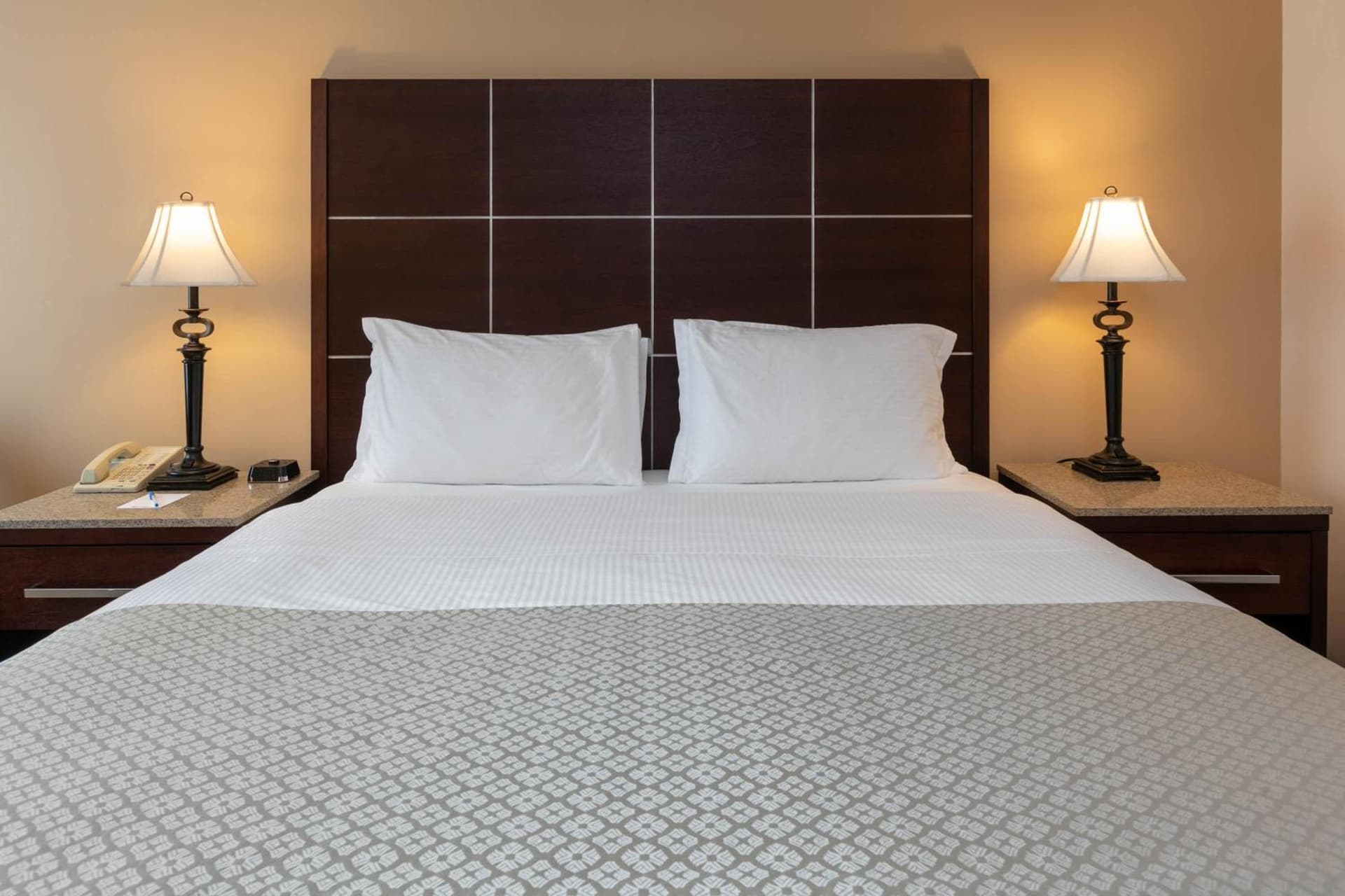 Wyndham Riverfront Hotel gallery photo in Little Rock, AR — image 113
