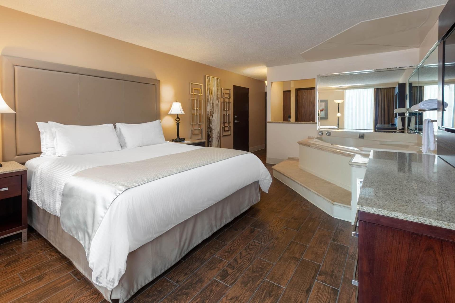 Wyndham Riverfront Hotel gallery photo in Little Rock, AR — image 104