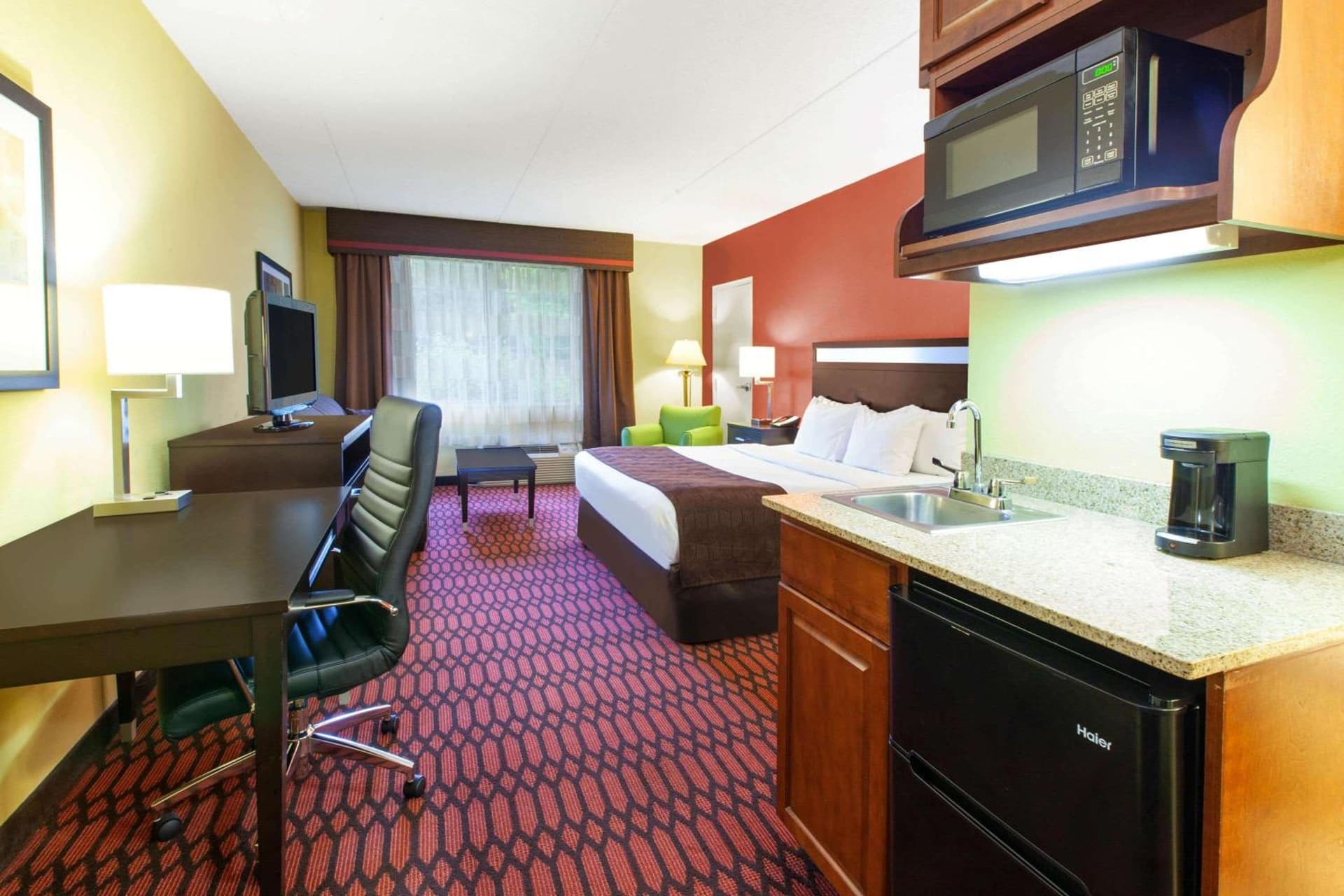 Baymont by Wyndham Harrisburg gallery photo in Harrisburg, PA — image 18