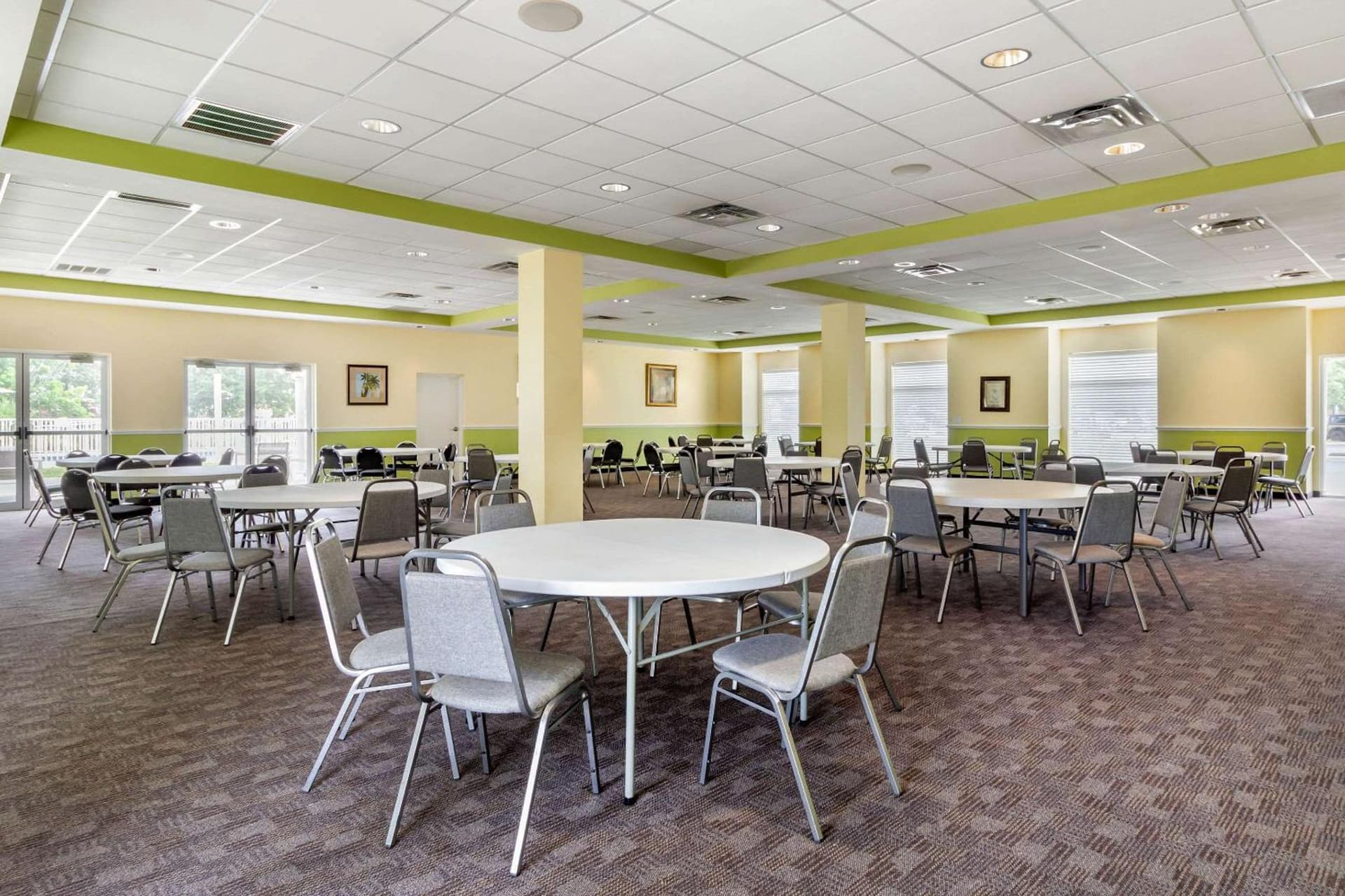 Quality Inn & Suites Lehigh Acres Fort Myers gallery photo in Lehigh Acres, FL — image 17