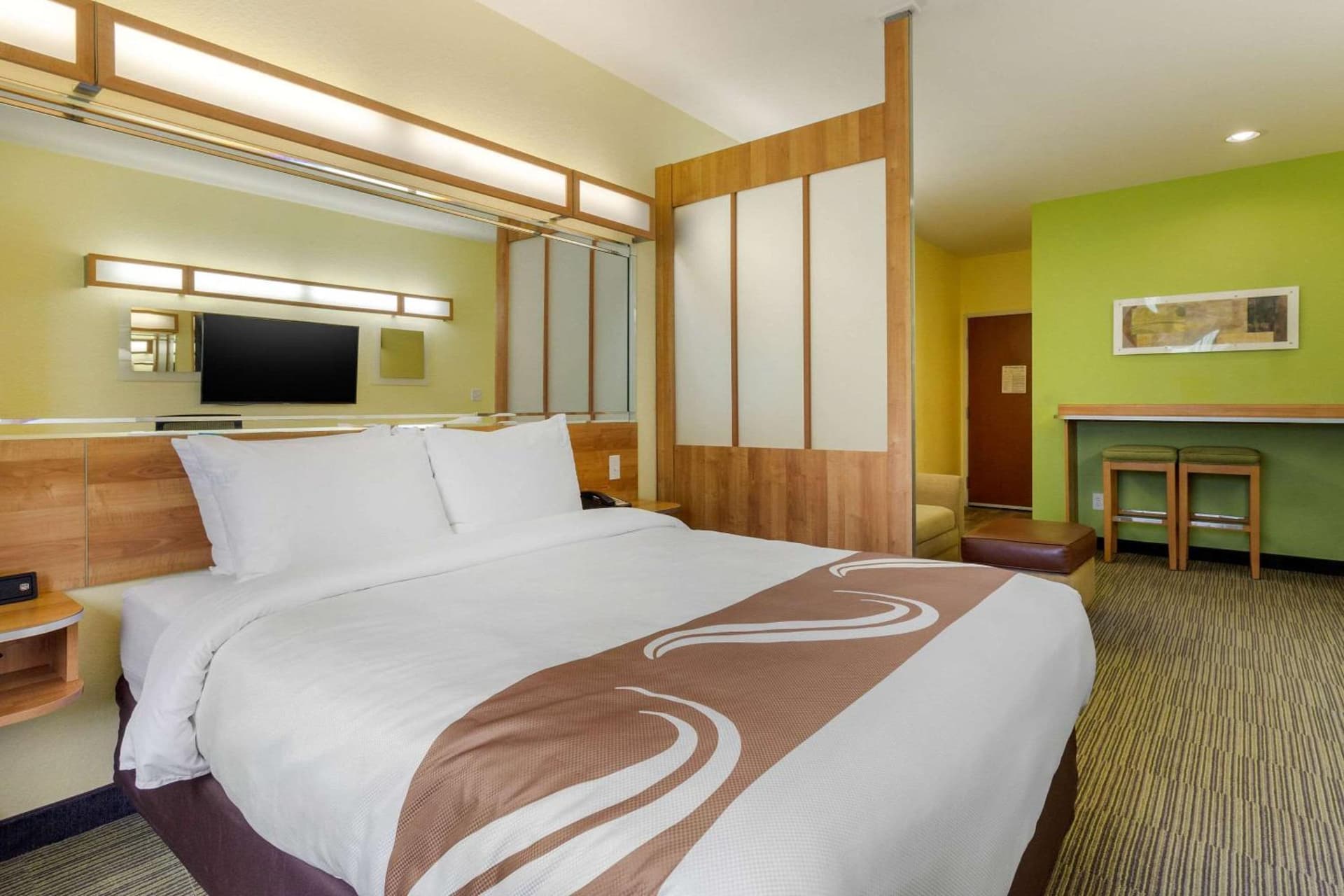 Quality Inn & Suites Lehigh Acres Fort Myers gallery photo in Lehigh Acres, FL — image 42
