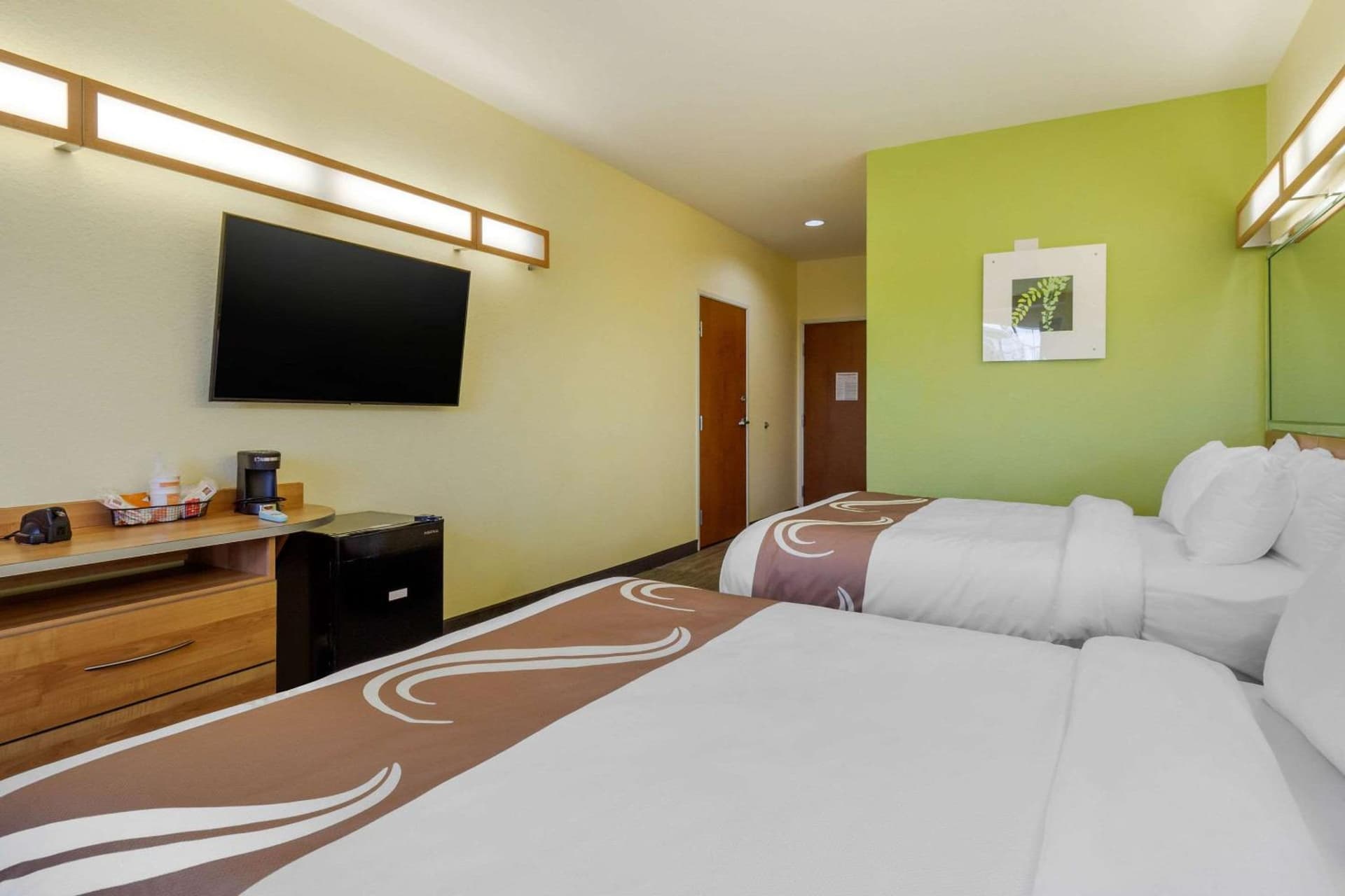Quality Inn & Suites Lehigh Acres Fort Myers gallery photo in Lehigh Acres, FL — image 32