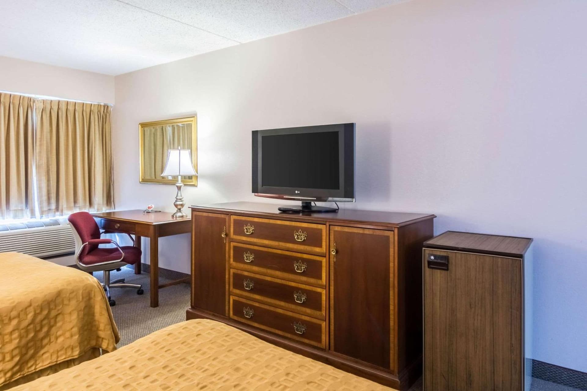 The Plaza Inn & Suites gallery photo in Hagerstown, MD — image 11