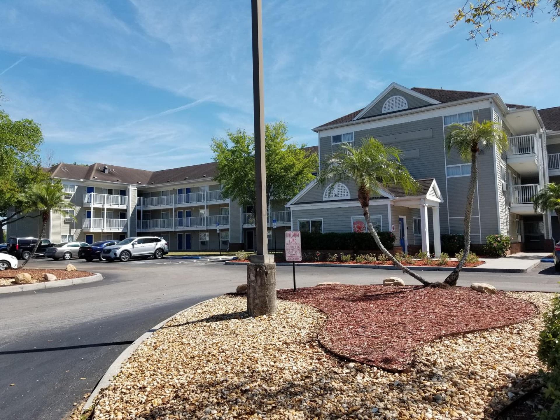 InTown Suites Extended Stay Tampa FL interior in Tampa, FL — gallery photo 2