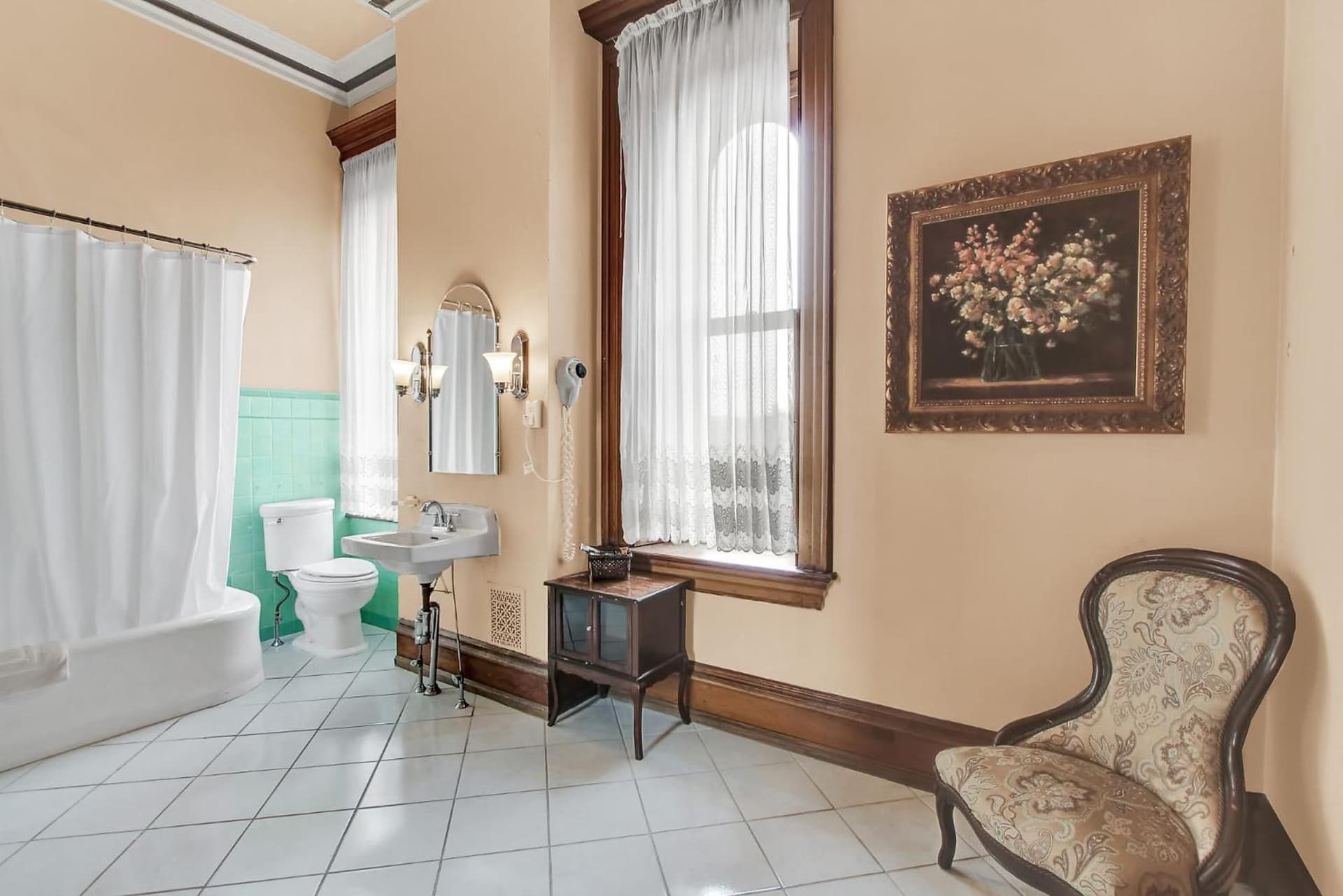 The Gables at Stirling Guest Hotel gallery photo in Reading, PA — image 4