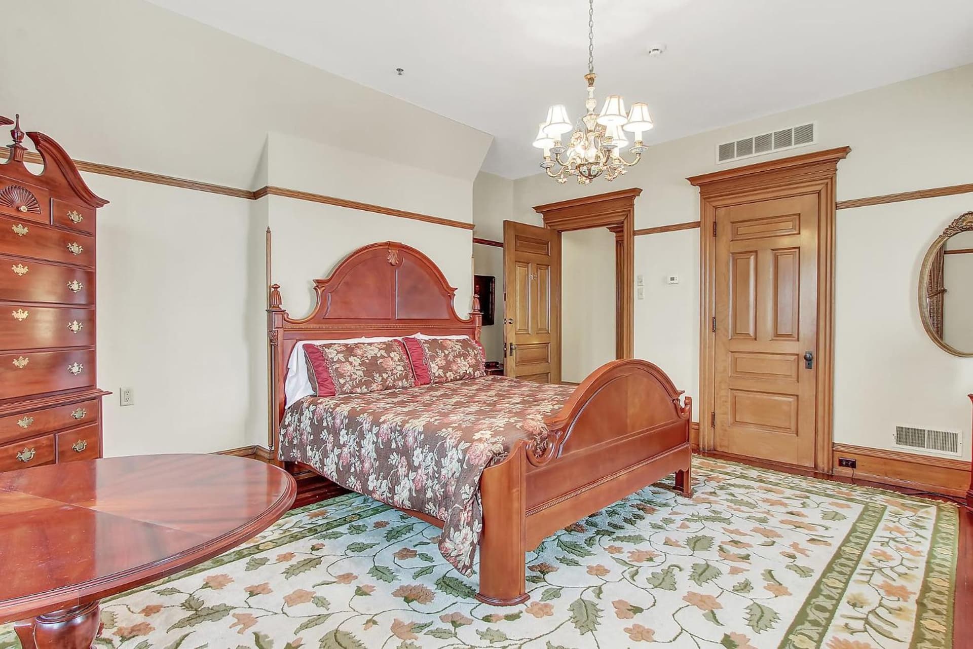The Gables at Stirling Guest Hotel gallery photo in Reading, PA — image 6