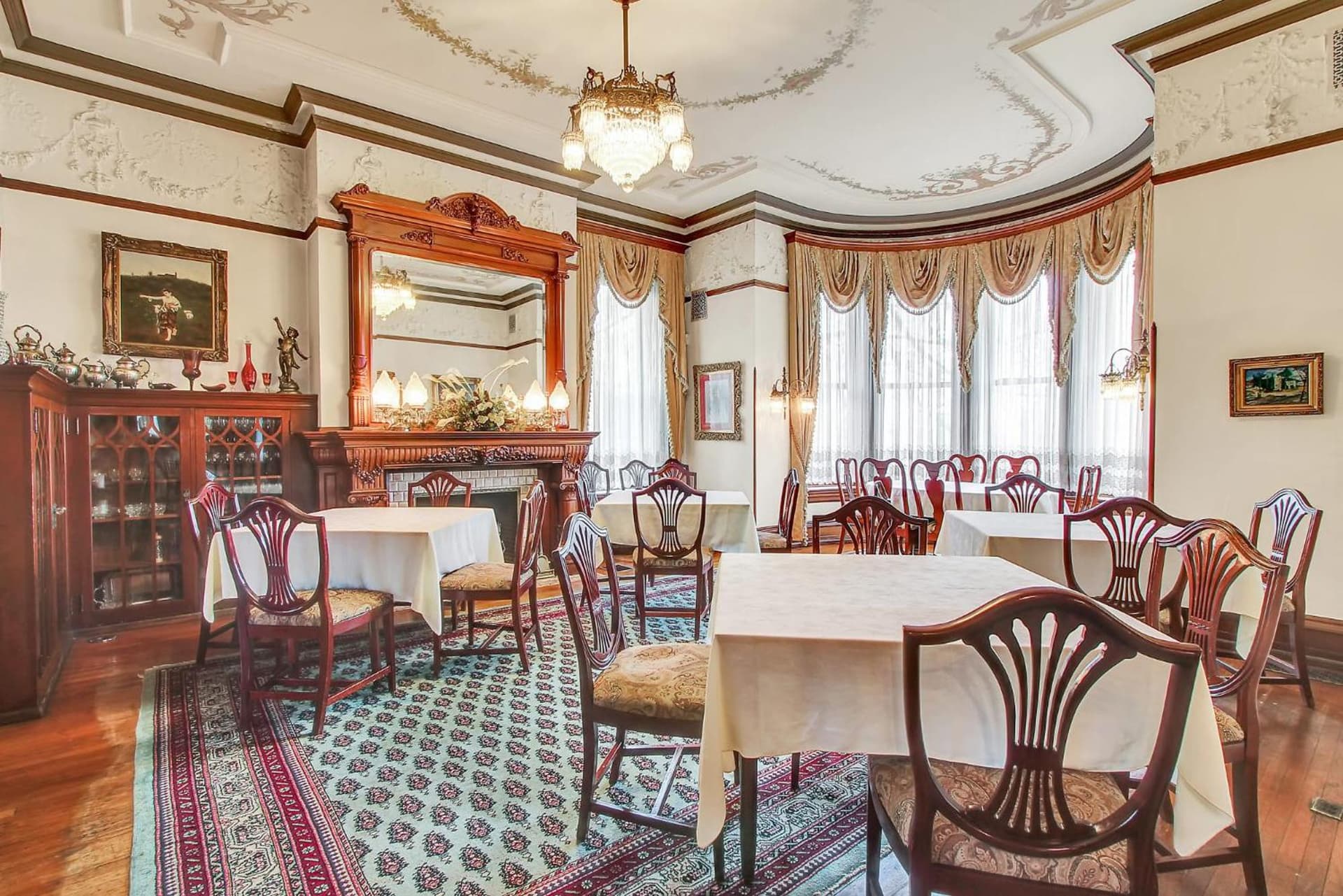 The Gables at Stirling Guest Hotel gallery photo in Reading, PA — image 97