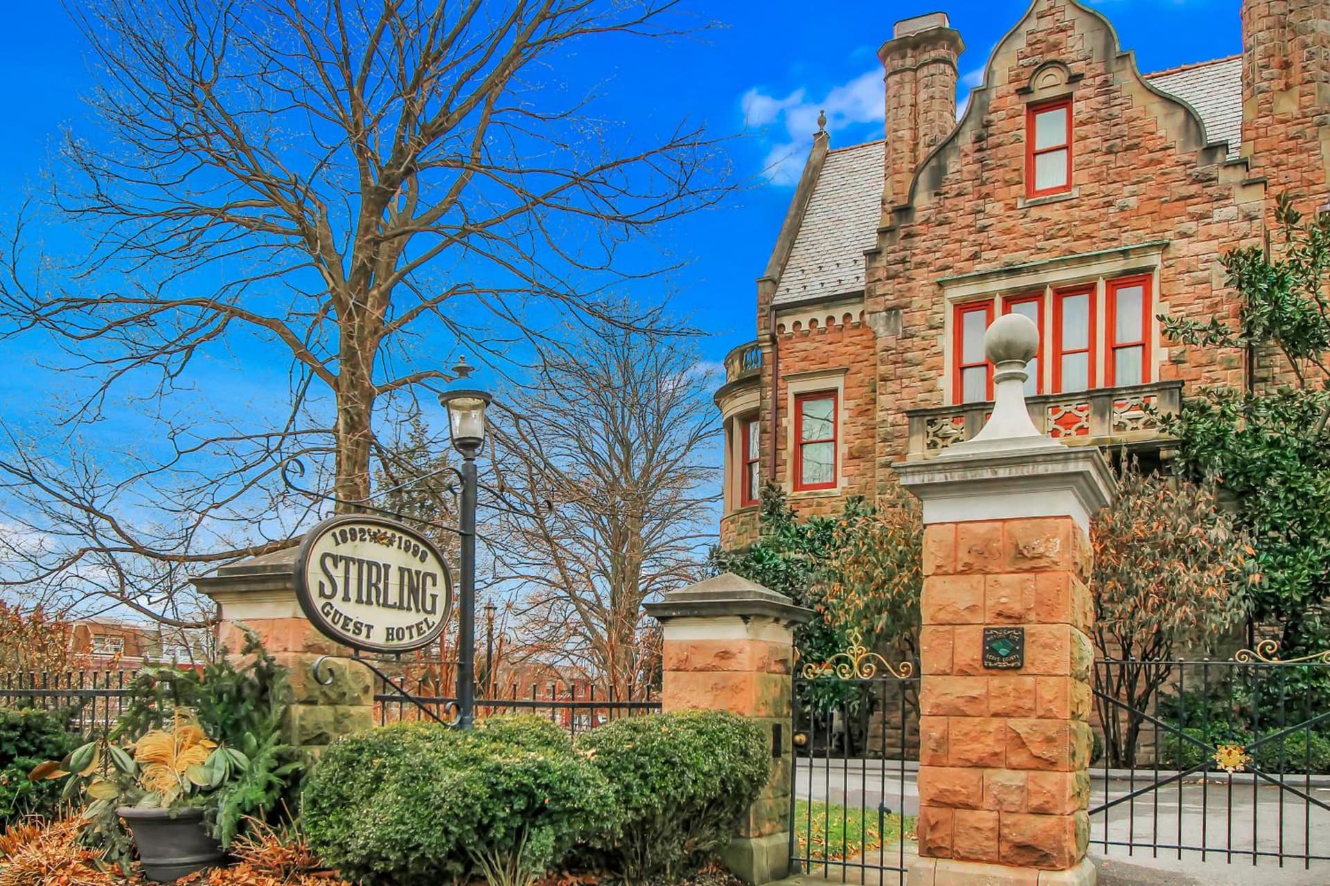 The Gables at Stirling Guest Hotel interior in Reading, PA — gallery photo 2