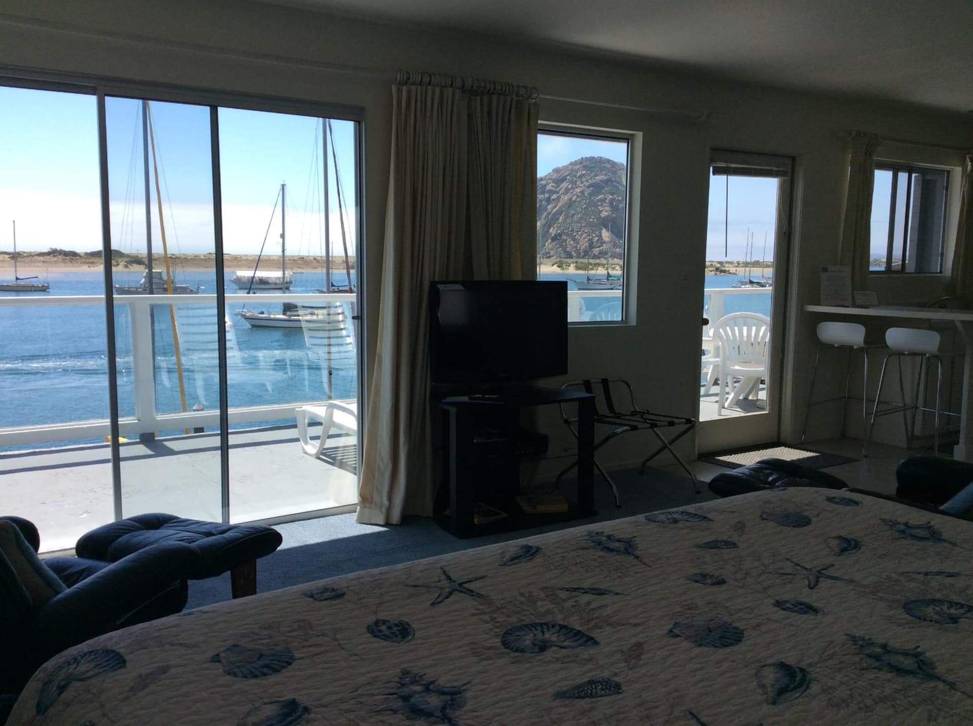 Gray's Inn & Gallery gallery photo in Morro Bay, CA — image 58