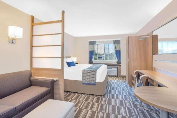 Microtel Inn & Suites by Wyndham Ocean City gallery photo in Ocean City, MD — image 14